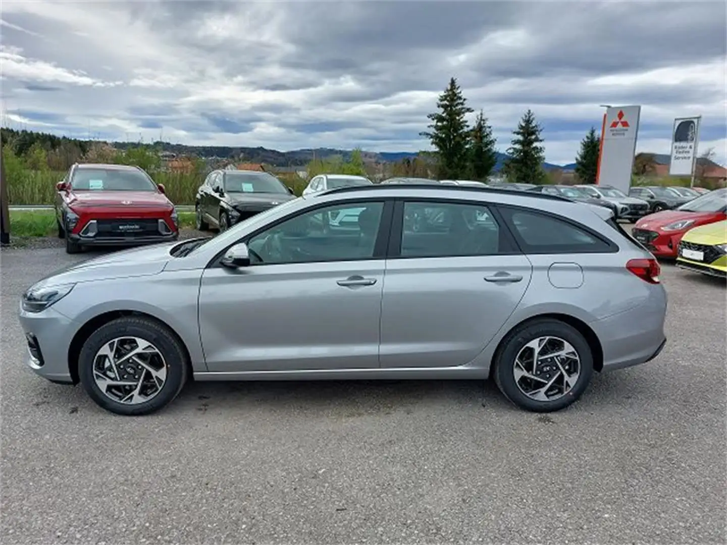 Hyundai i30 Kombi - PD GO 1.5 DPI c5kg1 Silber - 2