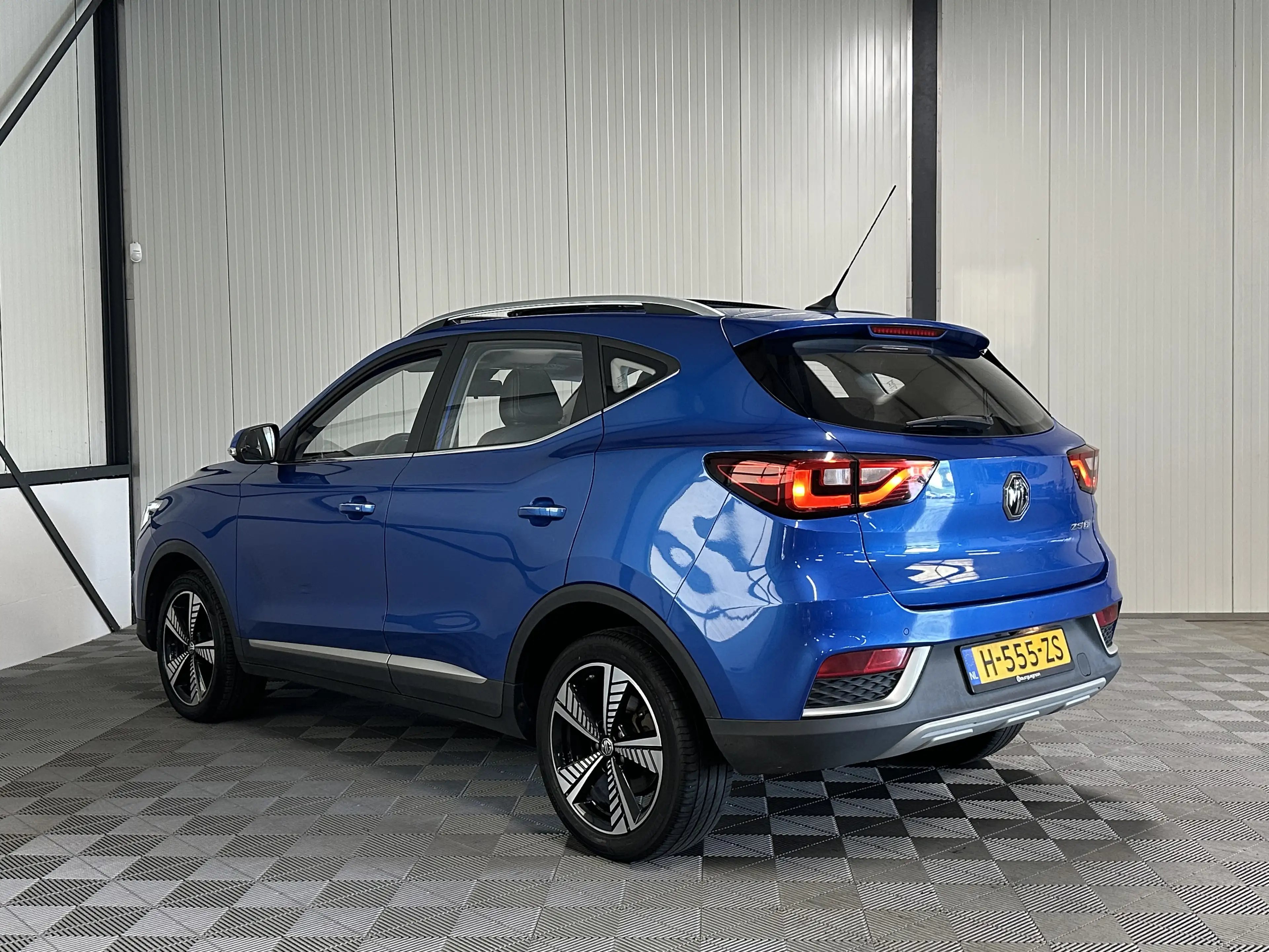 MG ZS MG EV Luxury 45kWh SOH 86% | Pano | Leer | Navi | — photo 8