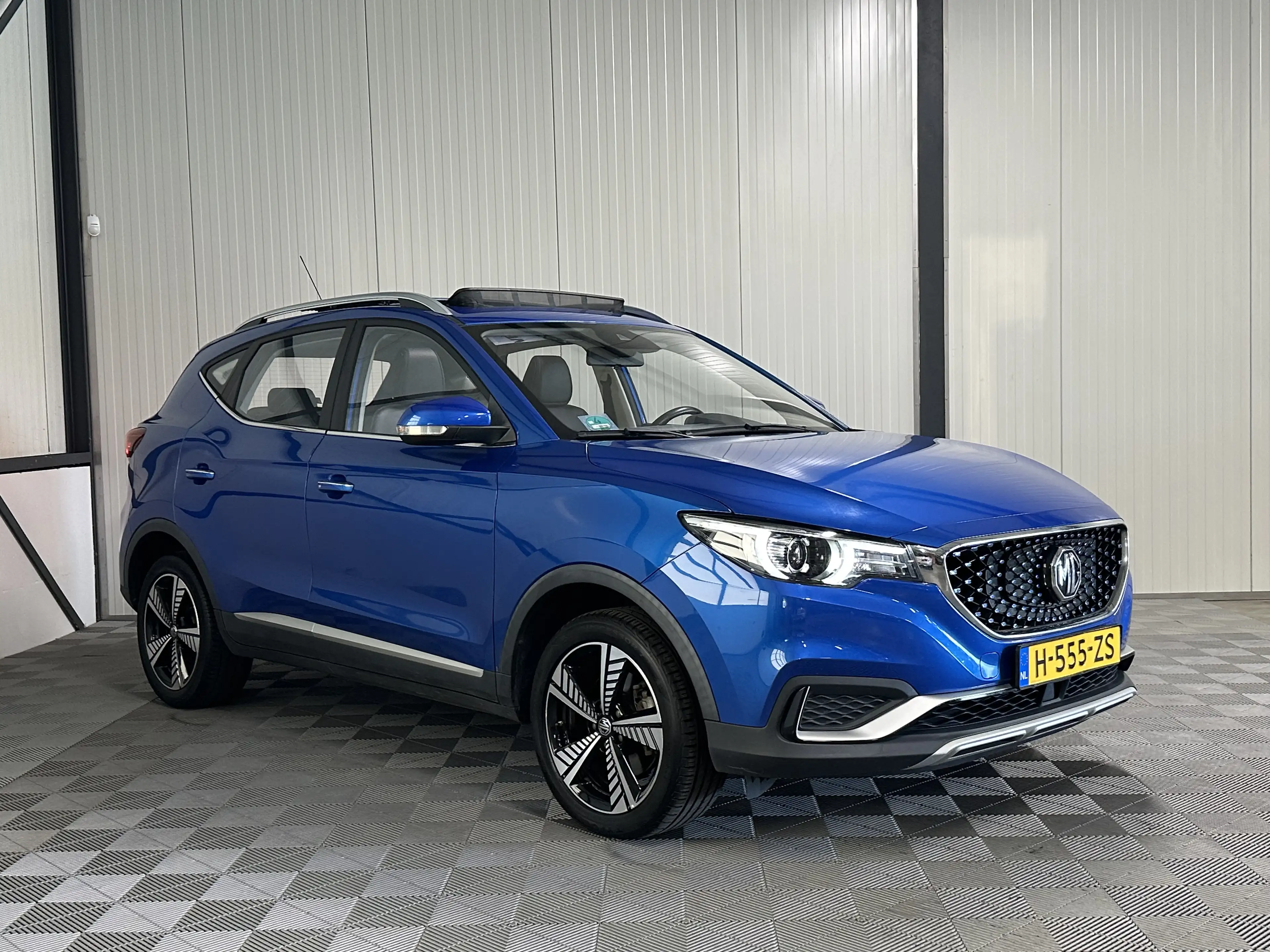 MG ZS MG EV Luxury 45kWh SOH 86% | Pano | Leer | Navi | — photo 9