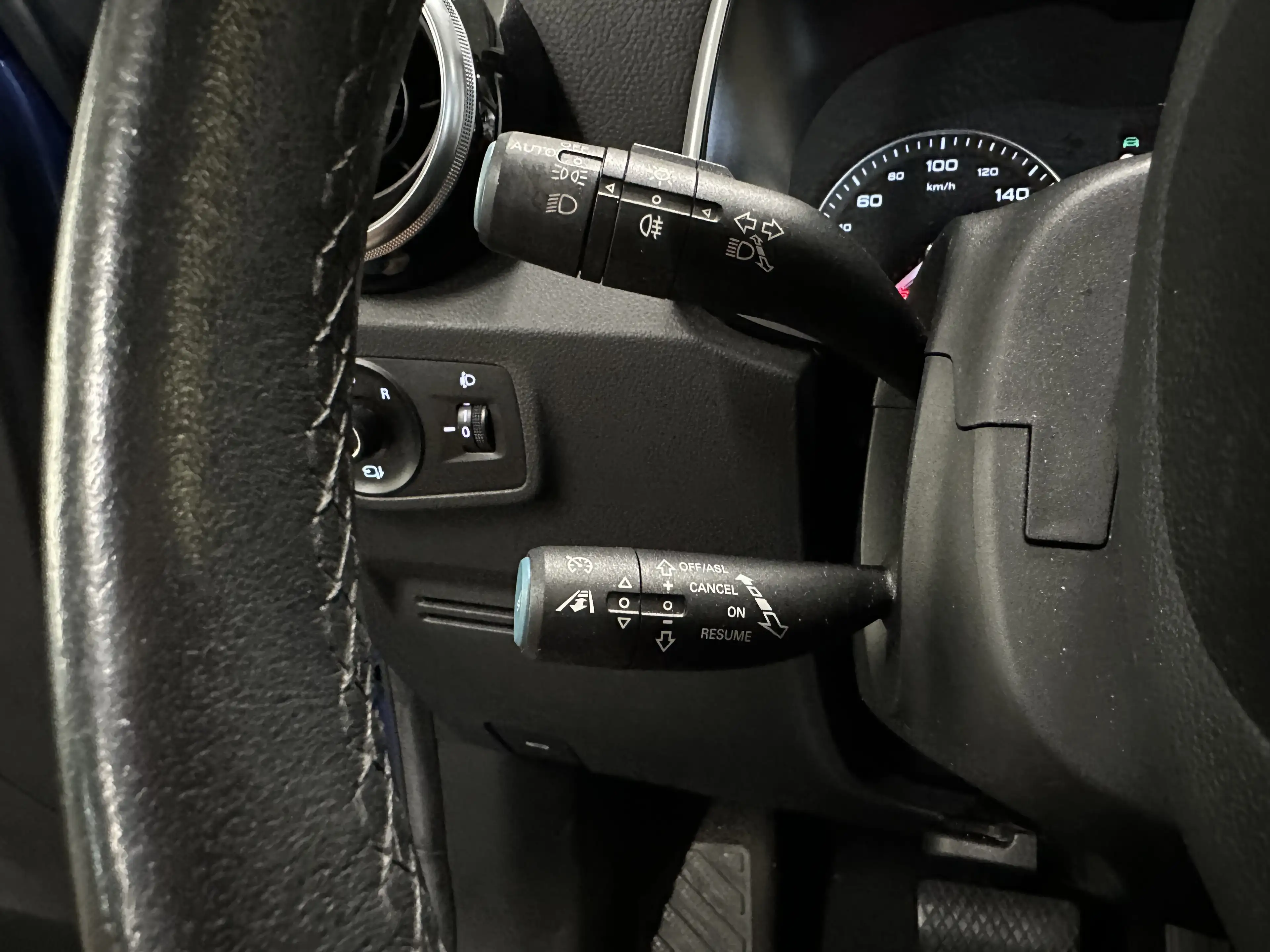 MG ZS MG EV Luxury 45kWh SOH 86% | Pano | Leer | Navi | — photo 15