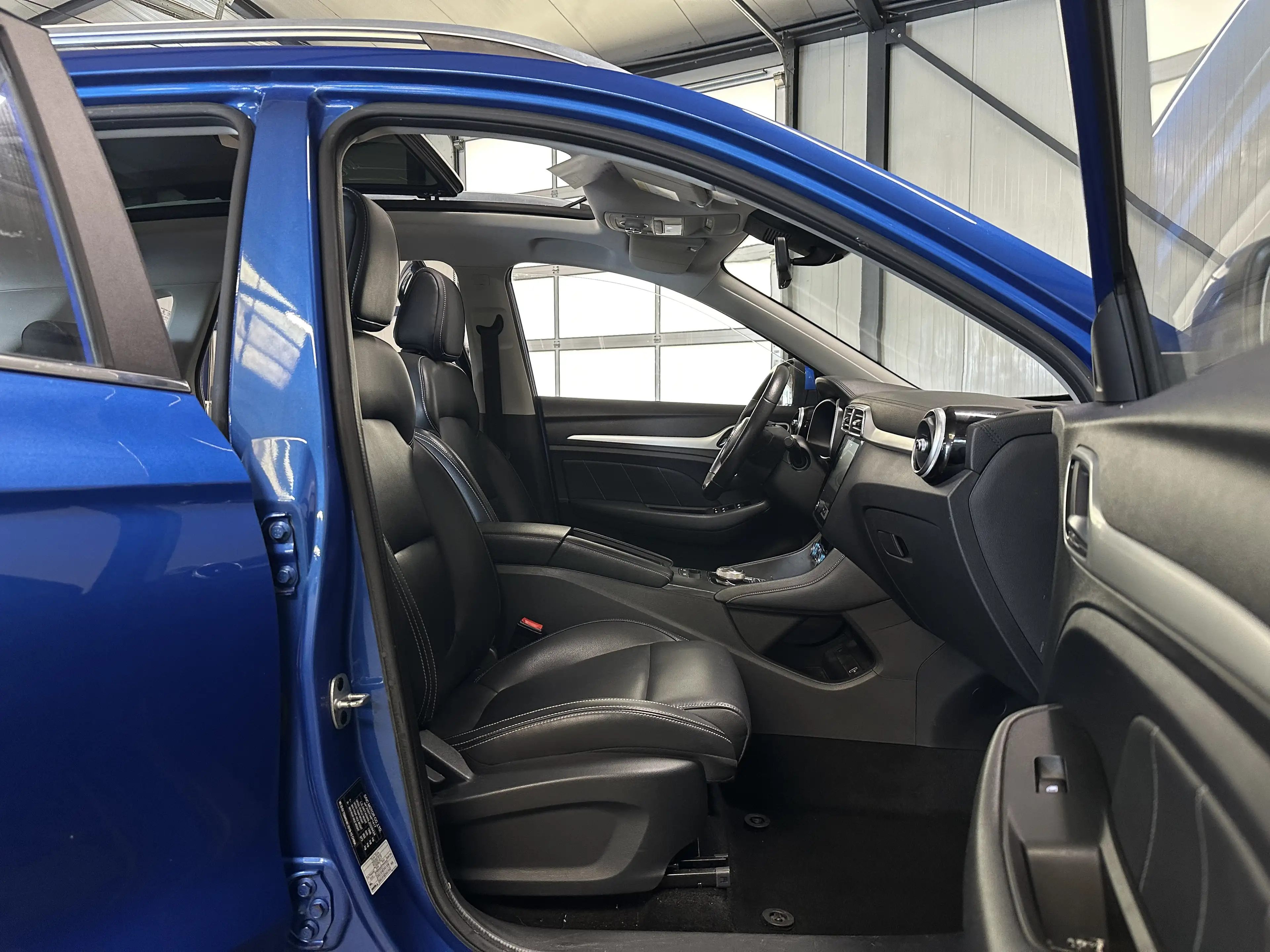 MG ZS MG EV Luxury 45kWh SOH 86% | Pano | Leer | Navi | — photo 4