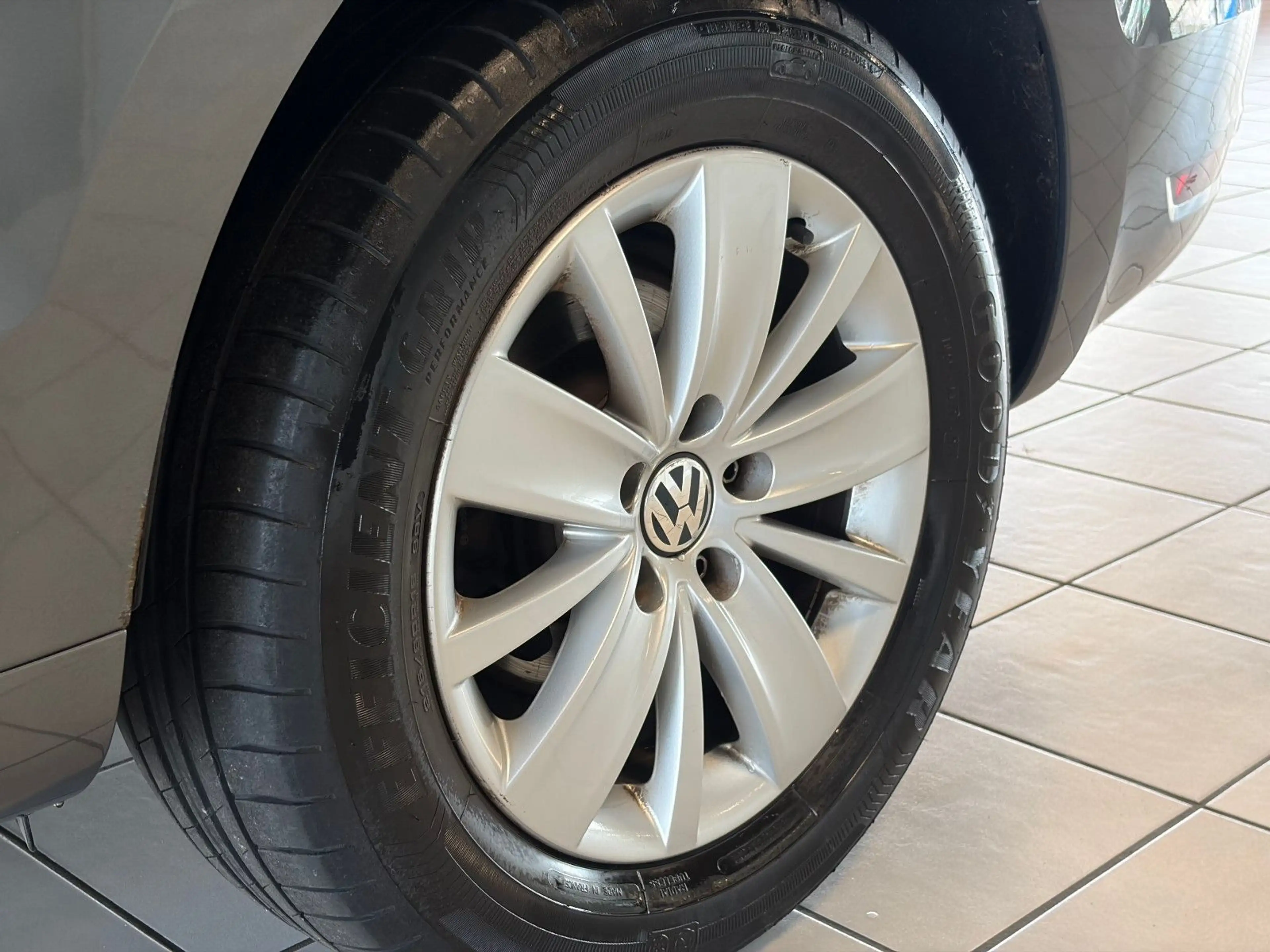 Volkswagen Sharan 2.0 TDI DSG Comfortline BMT · 7 Sitzer · — photo 13
