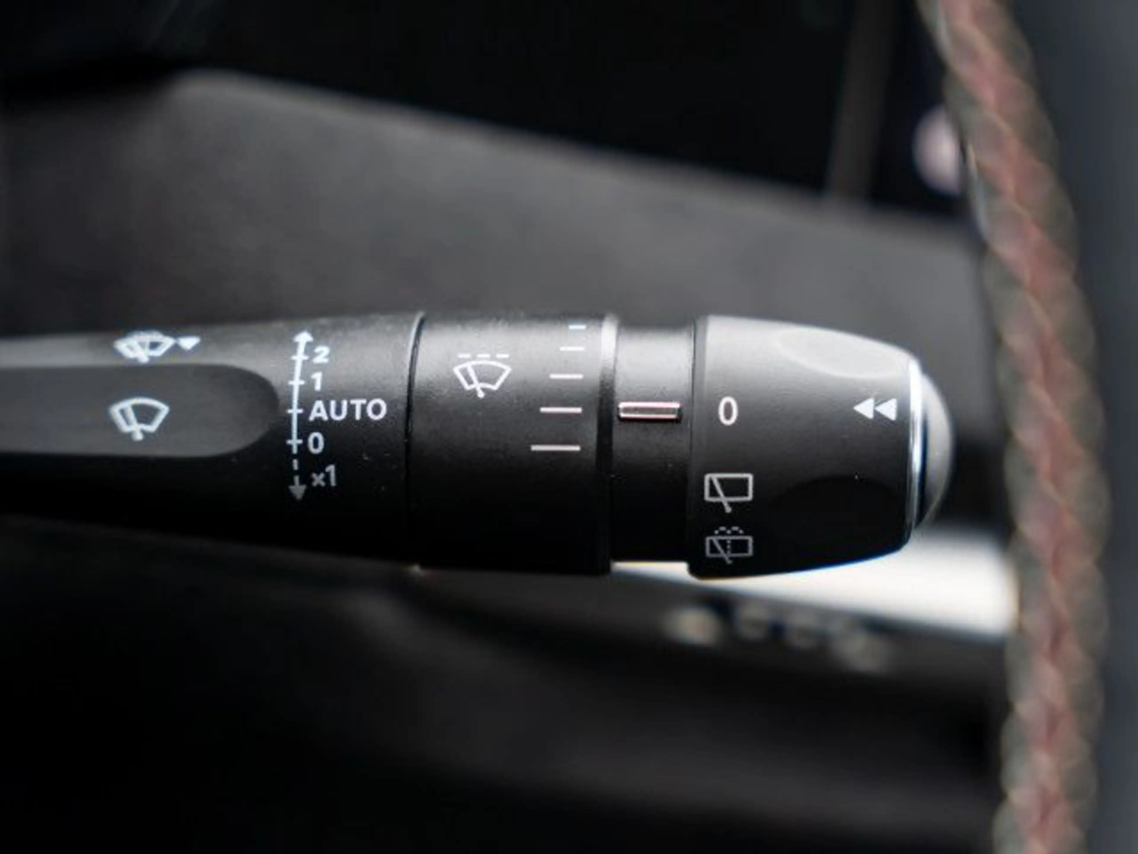 DS Automobiles DS 4 DS4 PT 130 Automatik Performance Line+ Navi LED AC — photo 12