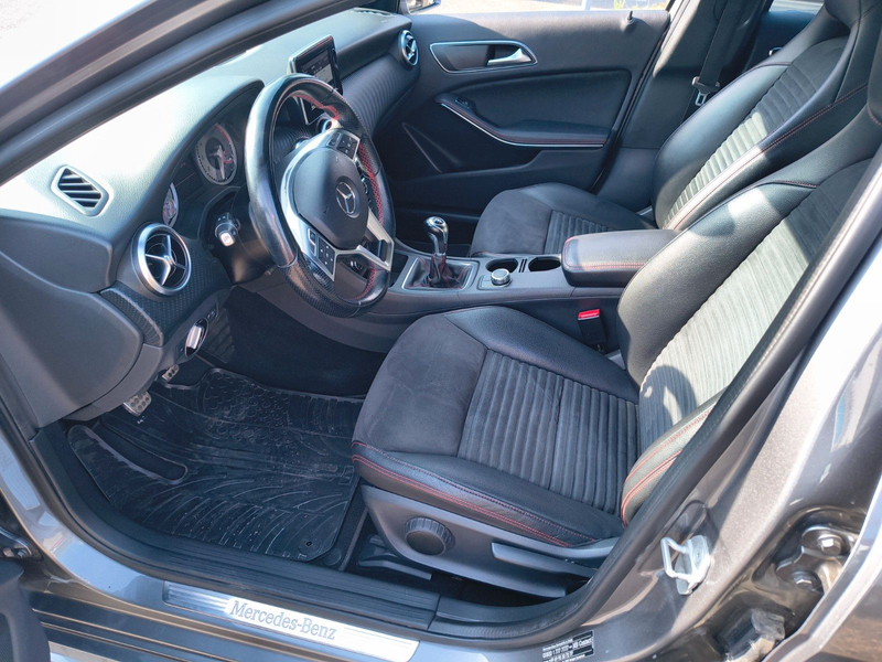 Mercedes-Benz A 180 AMG Sport Line°Navi°Doppel Auspuff Rohr — photo 11