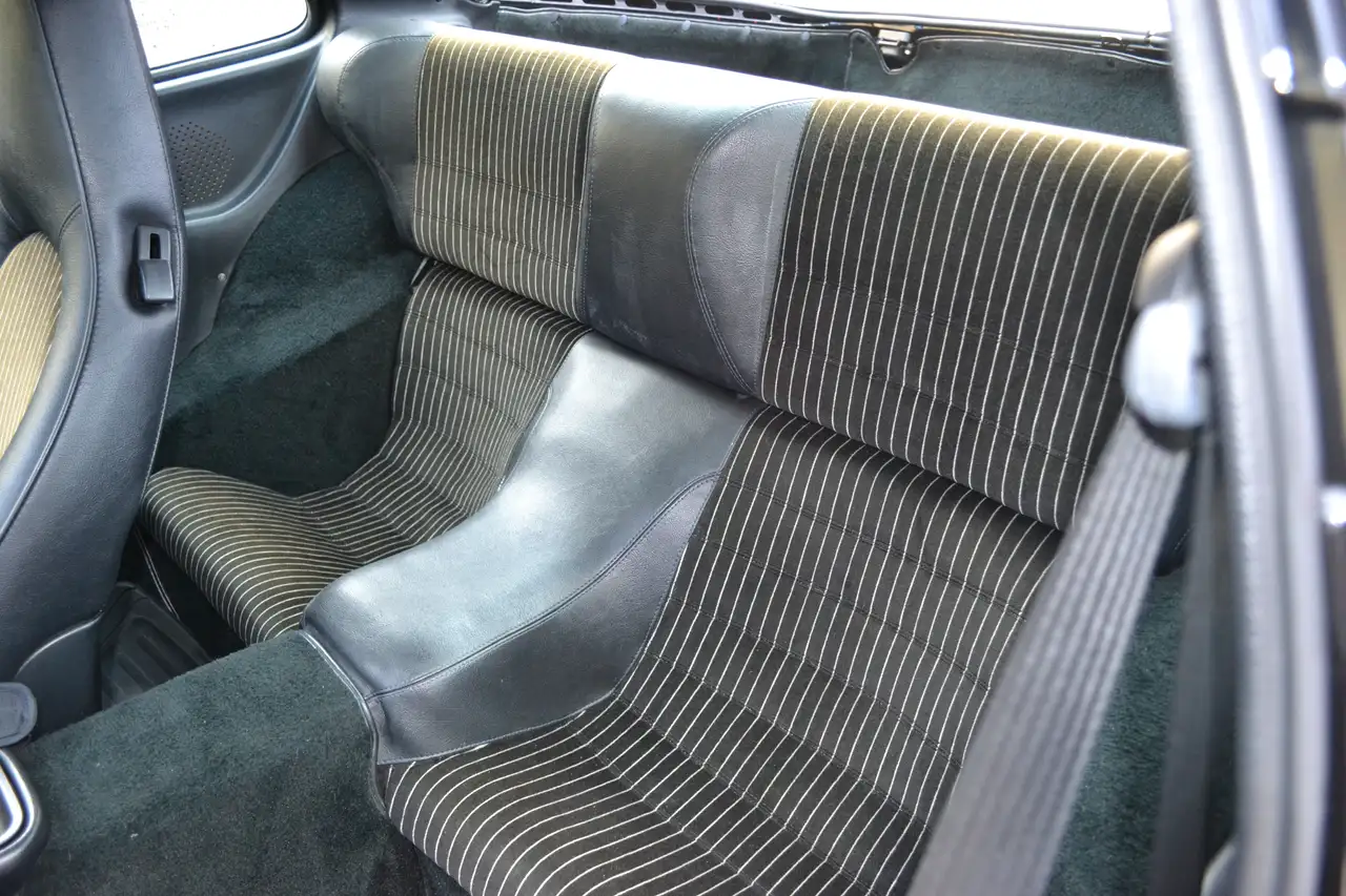 Porsche 944 Coupe 2.5 S, foto 8