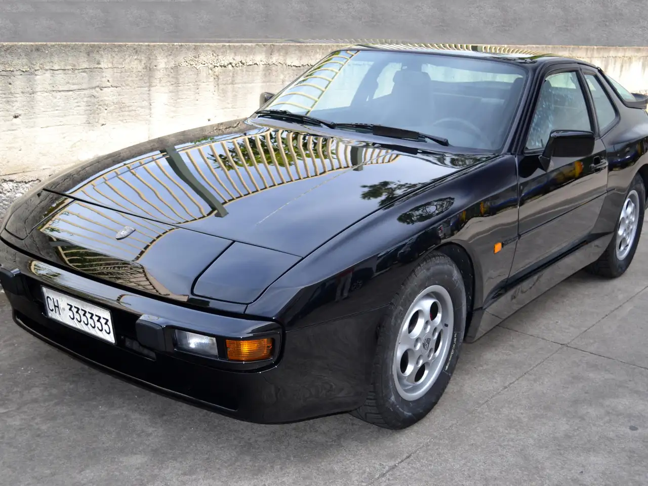 Porsche 944 Coupe 2.5 S, foto 1