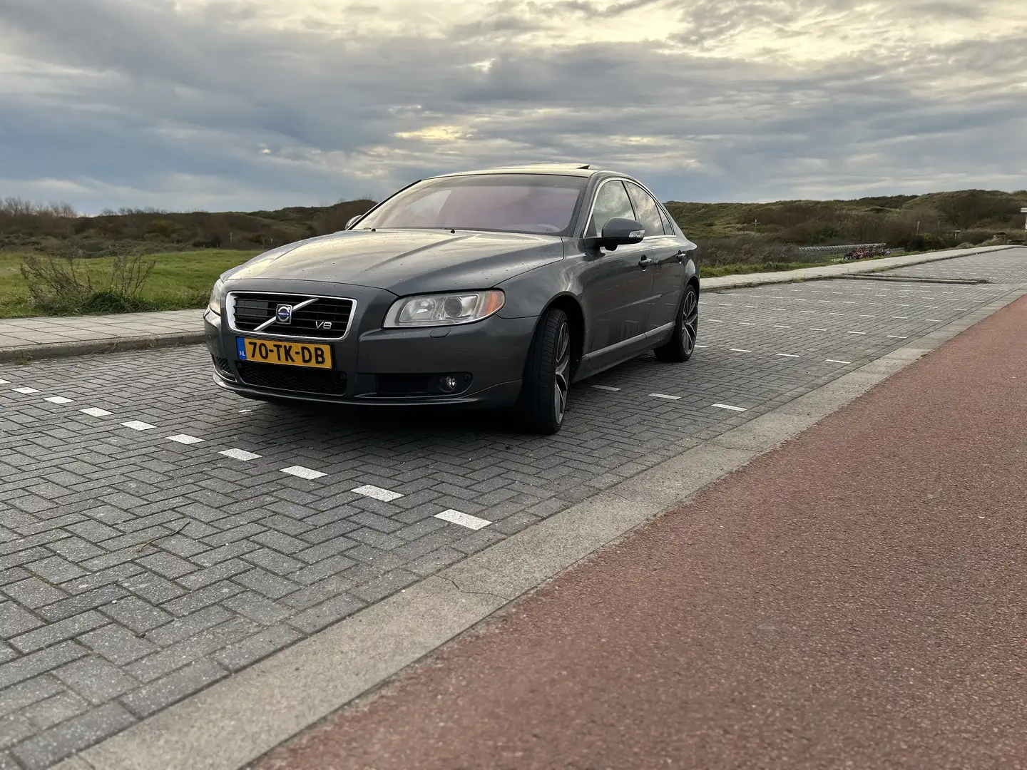 Volvo S80 4.4 v8 awd Grey - 2