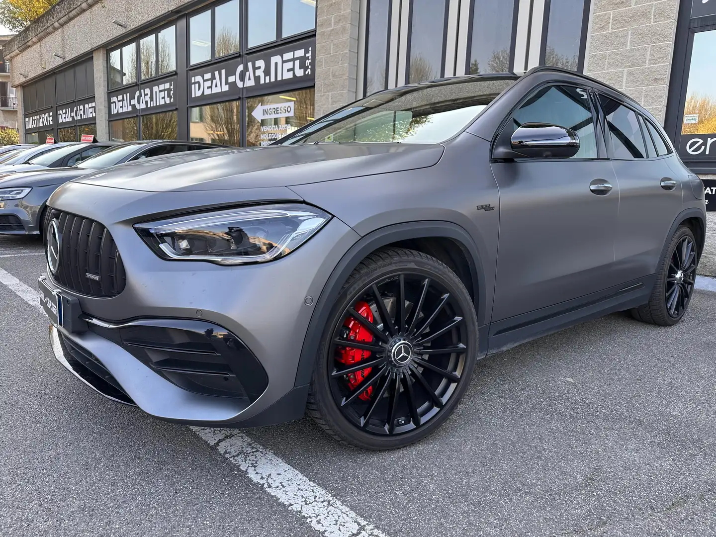 Mercedes-Benz GLA 45 AMG GLA AMG 45 S 4 Matic Šedá - 1