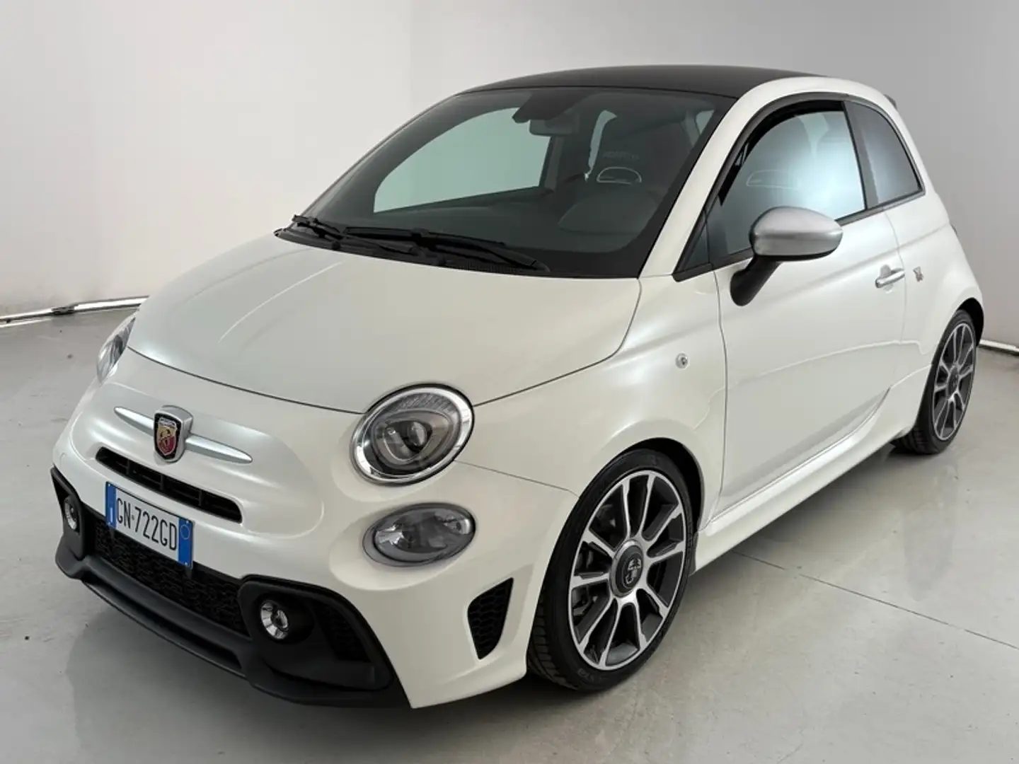 Abarth 595 Turismo 1.4 T-Jet Turismo White - 1