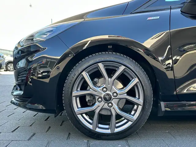 Ford Fiesta view 9