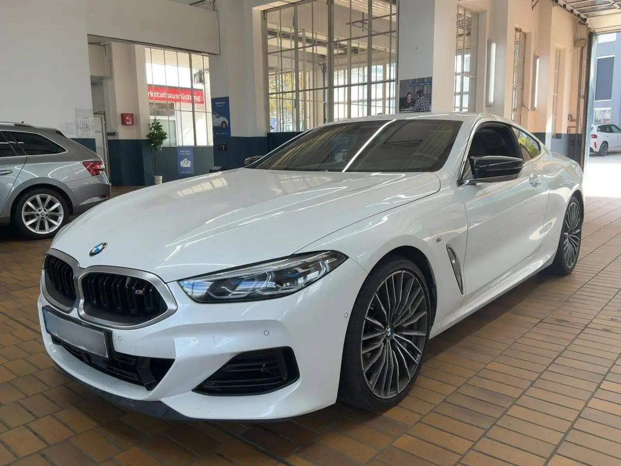 BMW M850