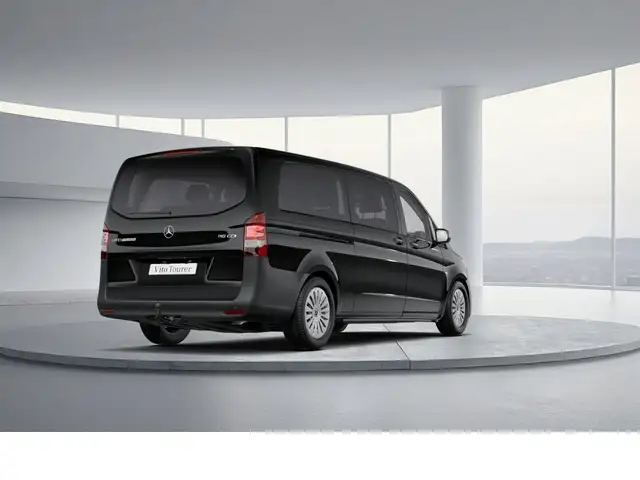 Mercedes-Benz Vito view 4