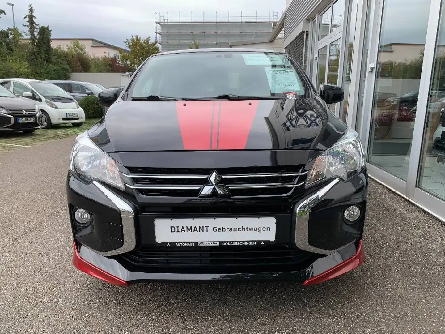 Mitsubishi Space Star Select+ 1.2 MIVEC ClearTec 5-Gang Schwarz - 2