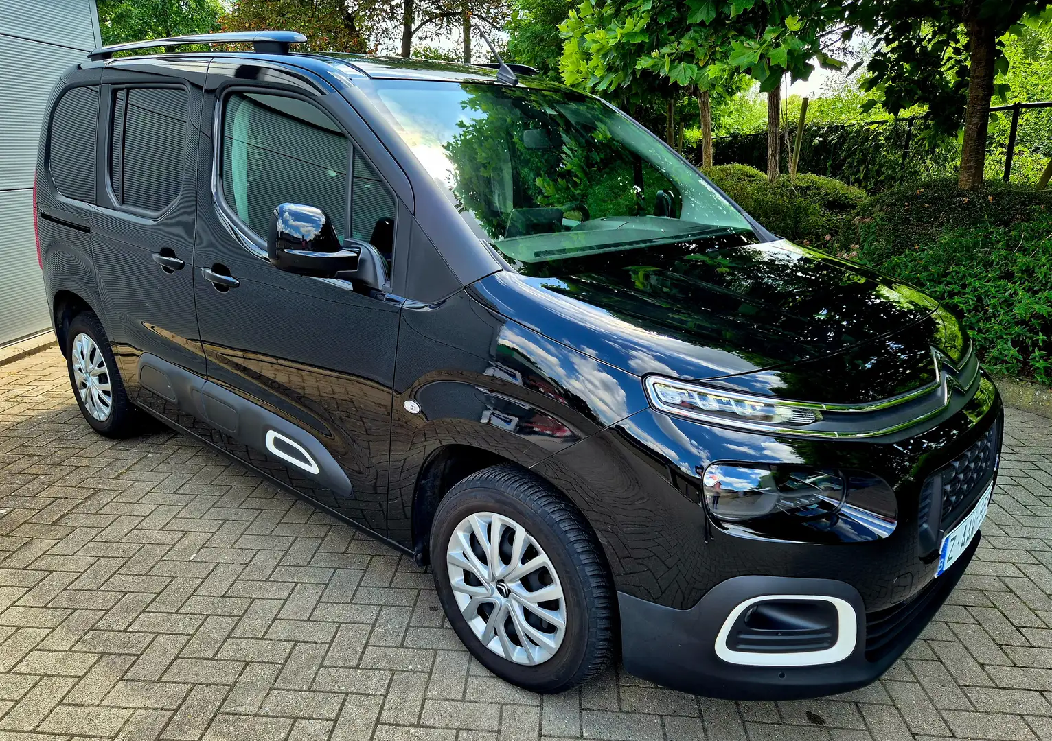 Citroen Berlingo Berlingo M BlueHDi 130 FEEL Noir - 1