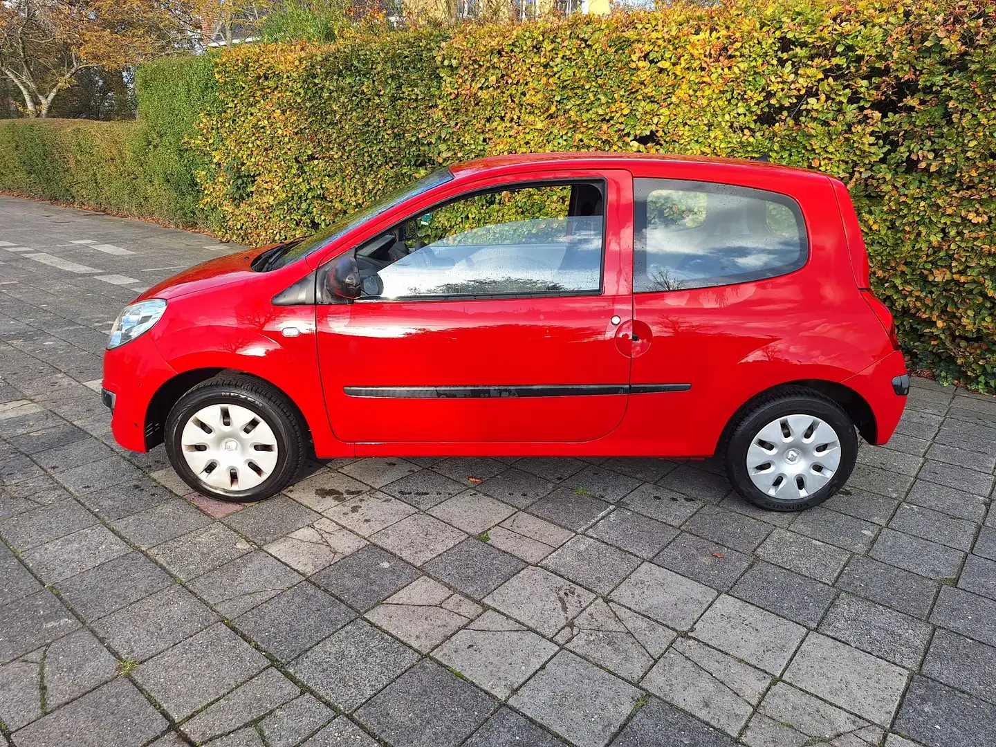 Renault Twingo 1.2 Authentique Rood - 2