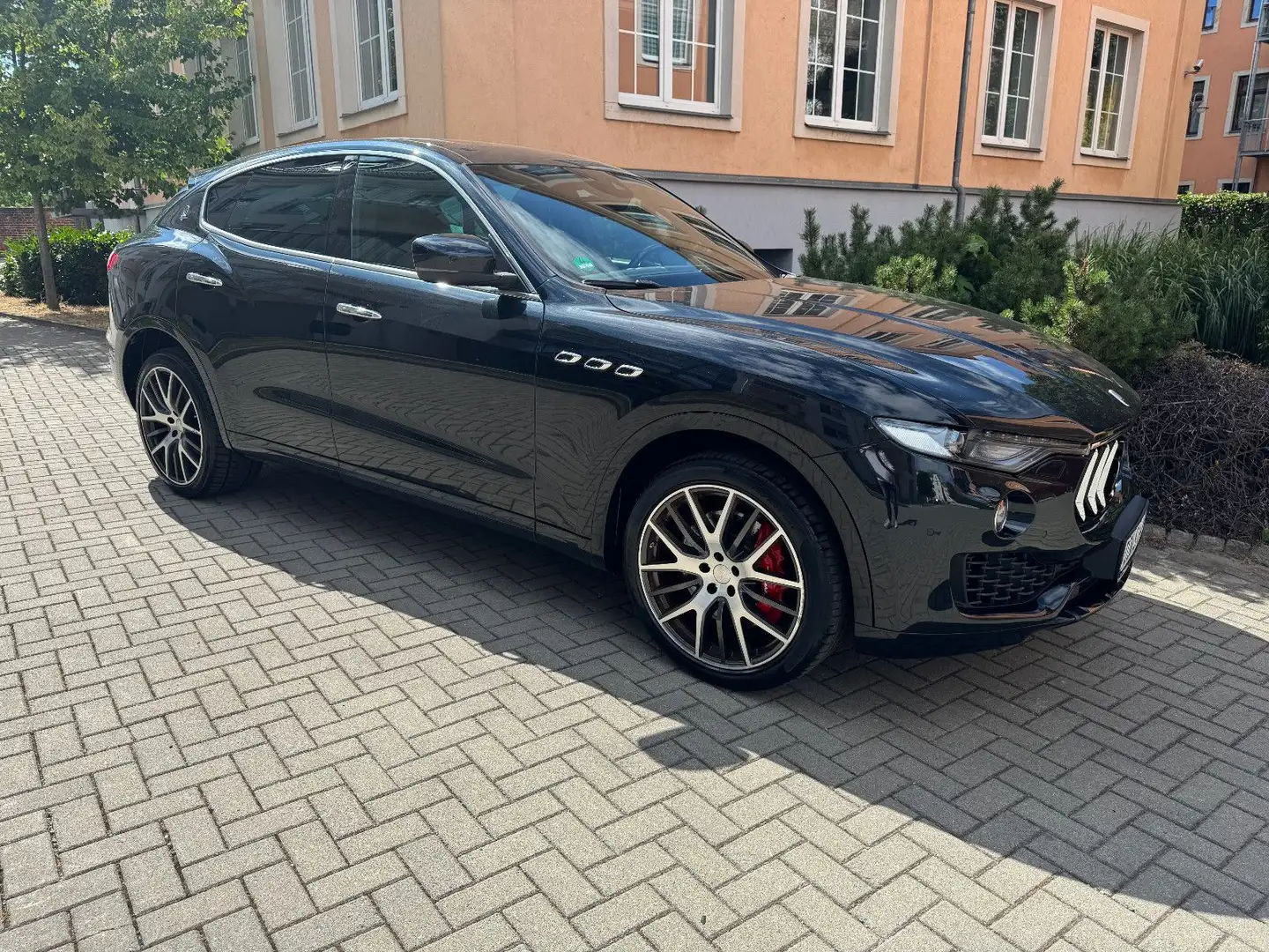 Maserati Levante GranSport S Q4 Black - 1