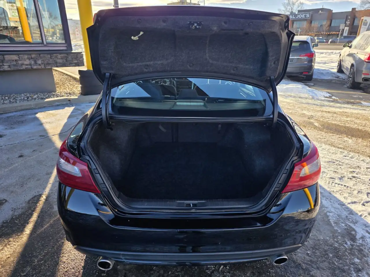 Nissan Altima снимка Nissan Altima