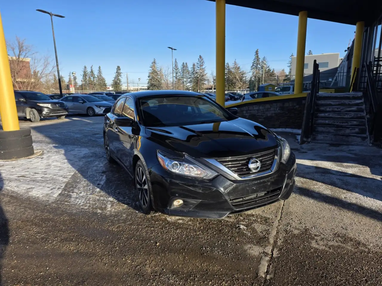 Nissan Altima снимка Nissan Altima