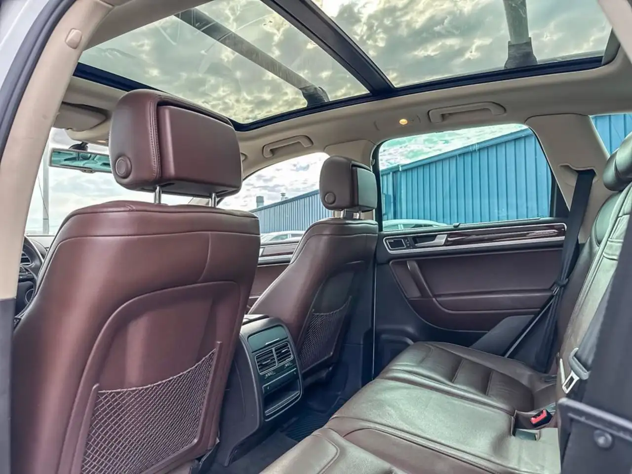 Volkswagen Touareg снимка Volkswagen Touareg