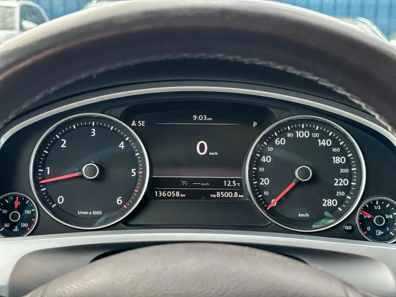 Volkswagen Touareg снимка Volkswagen Touareg