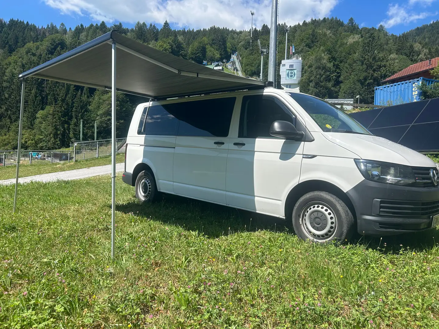 Volkswagen T6 Transporter LR 2,0 TDI 4Motion BMT Weiß - 1