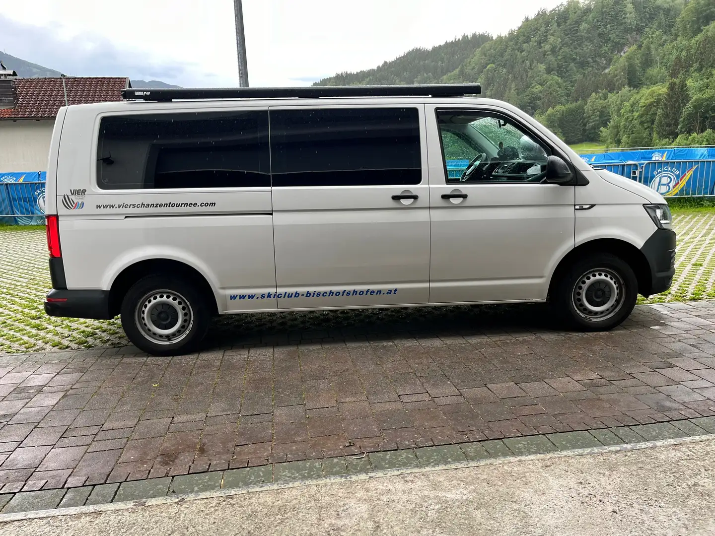 Volkswagen T6 Transporter LR 2,0 TDI 4Motion BMT Weiß - 2
