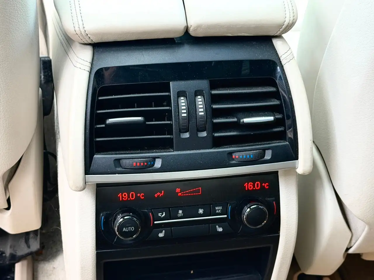 BMW X5 photo BMW X5