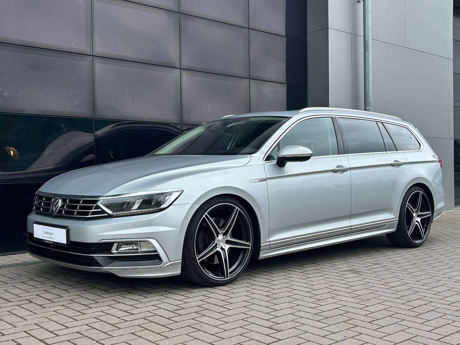 Second hand Volkswagen Passat Variant 2.0