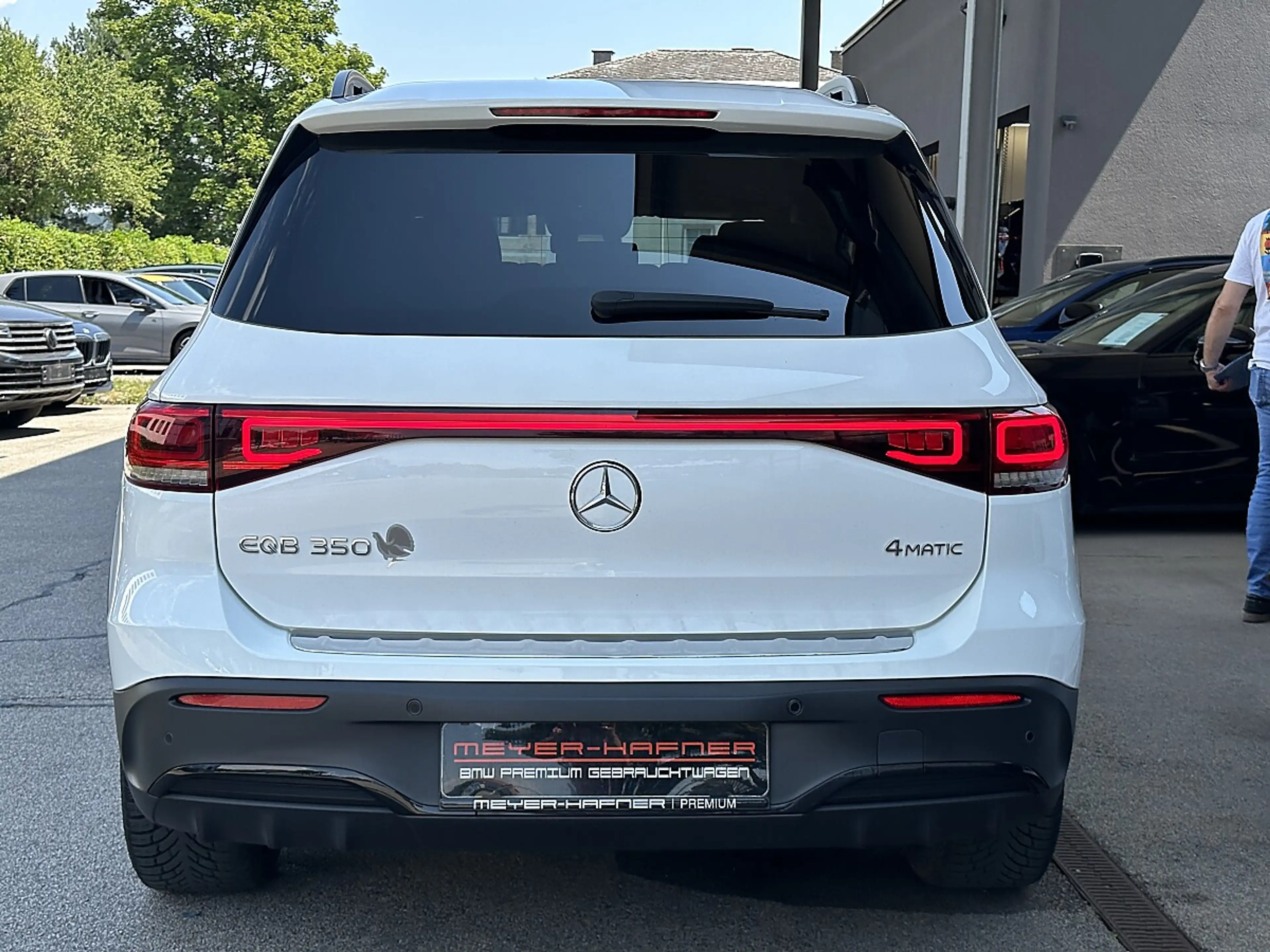 Mercedes-Benz EQB 350 4MATIC AMG-Line Aut. / 7 Sitzer — photo 8