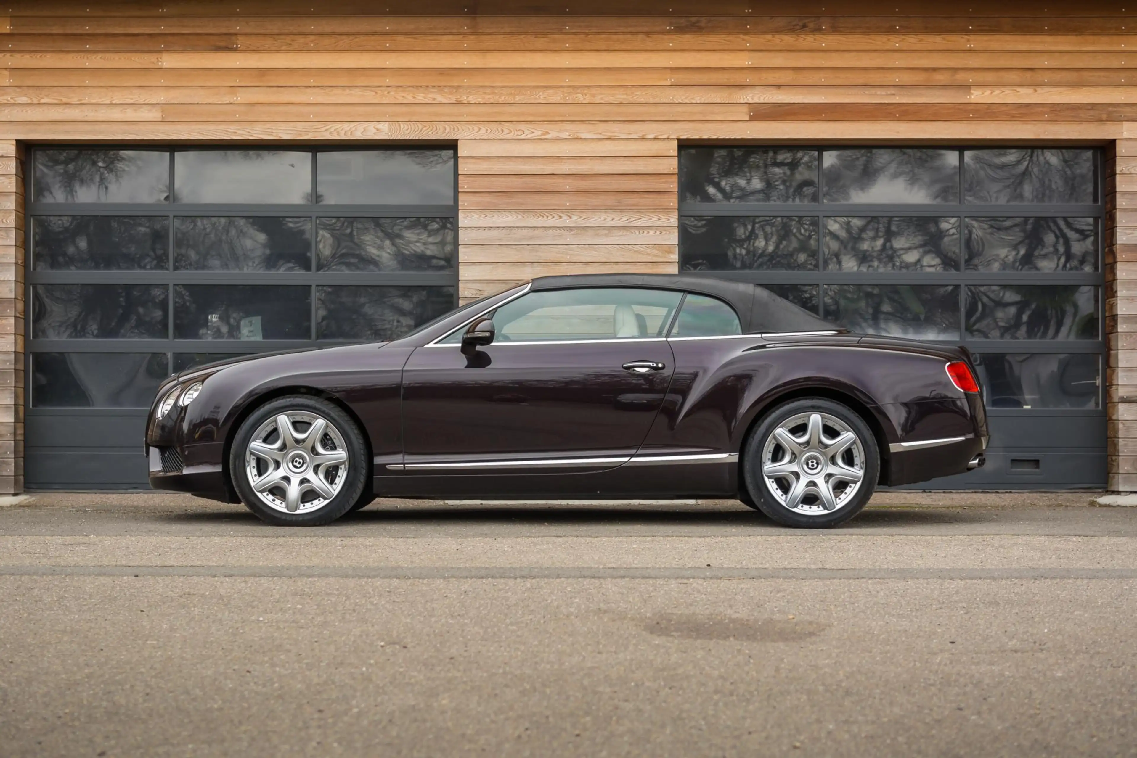 Bentley Continental GTC 4.0 V8 |Paint on Request-kleur|Massage|Stoelvent/V — photo 2