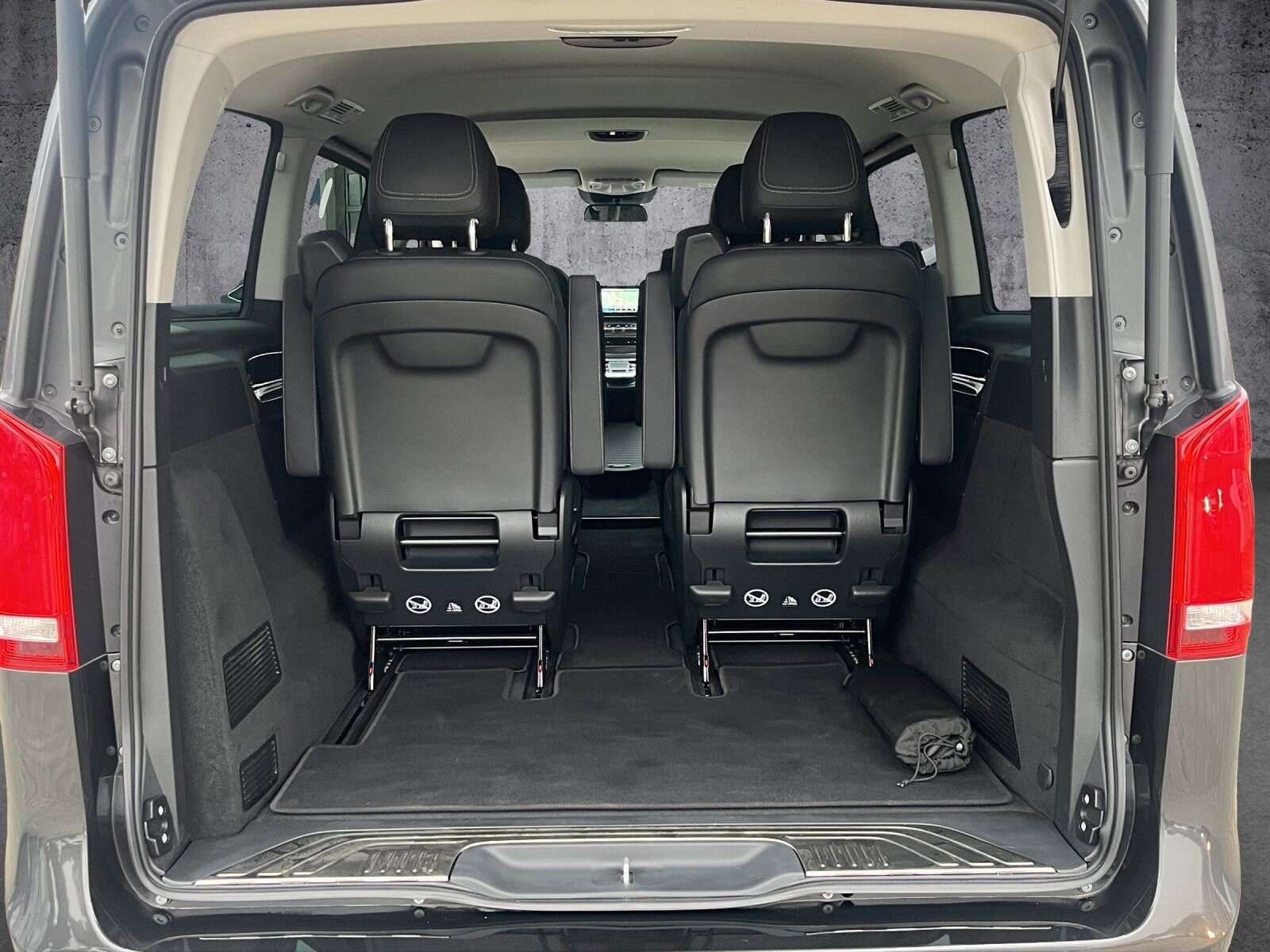 Mercedes-Benz V 250