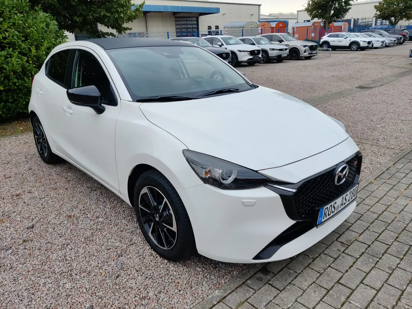 Mazda 2 90PS HOMURA AKA Sondermodell Carbon Velour Blanco - 2