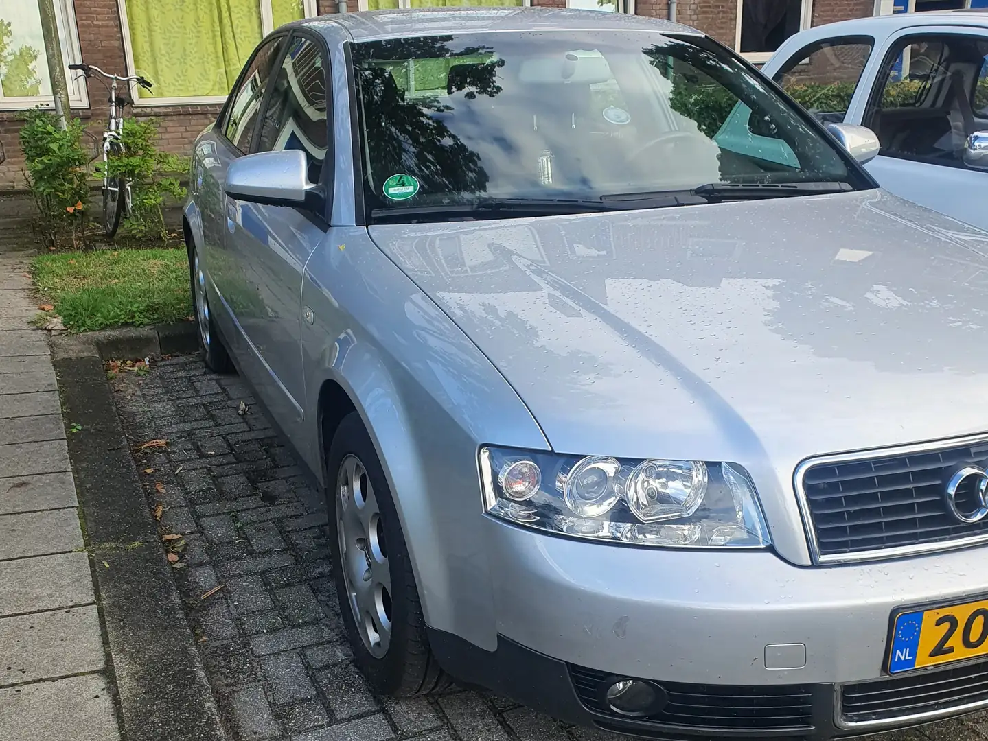 Audi A4 A4 2.4 MT Zilver - 2