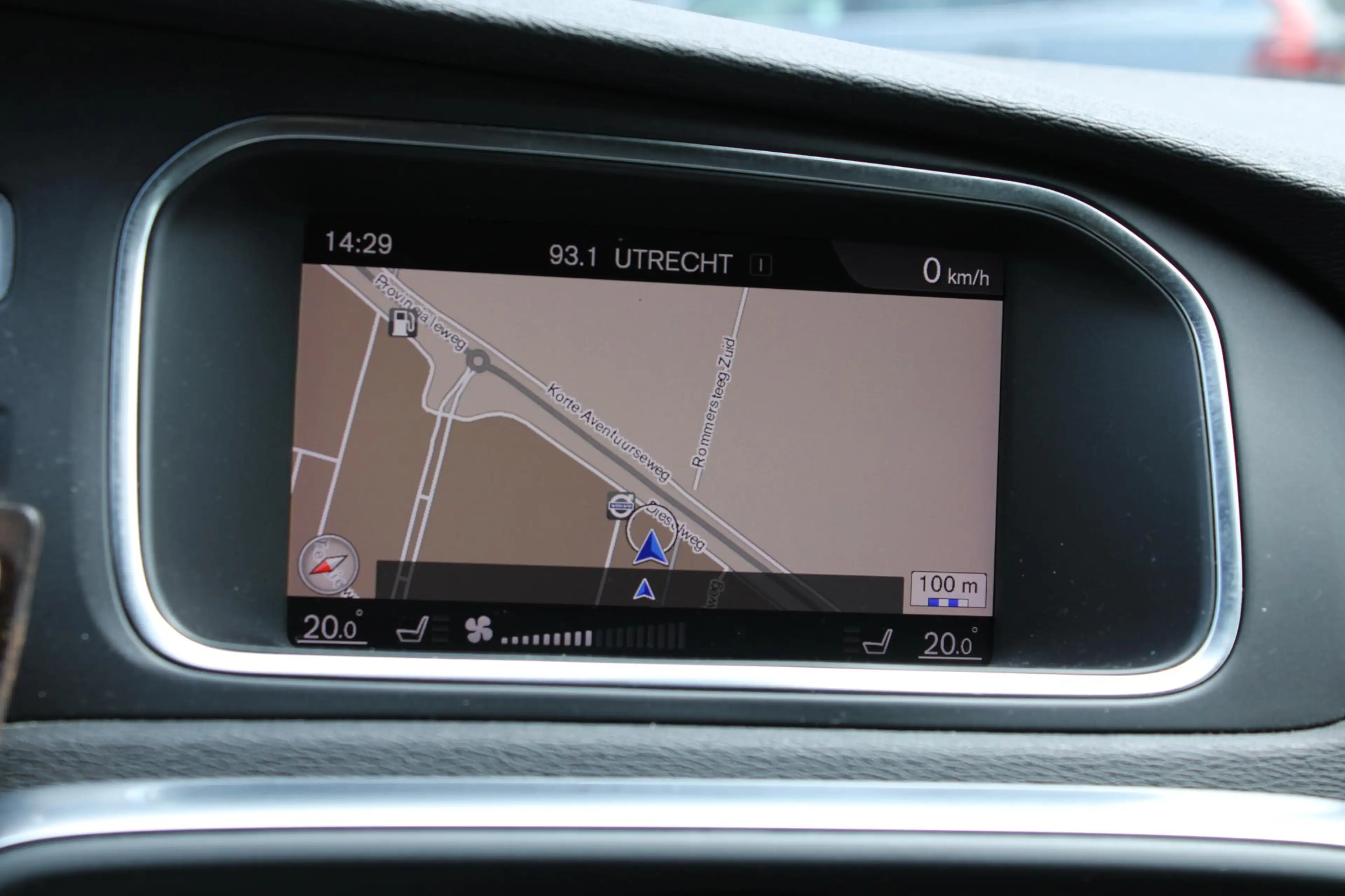 Volvo V40 Cross Country T3Automaat Nordic+ | Interieur Voorverwarming| Ver — photo 13