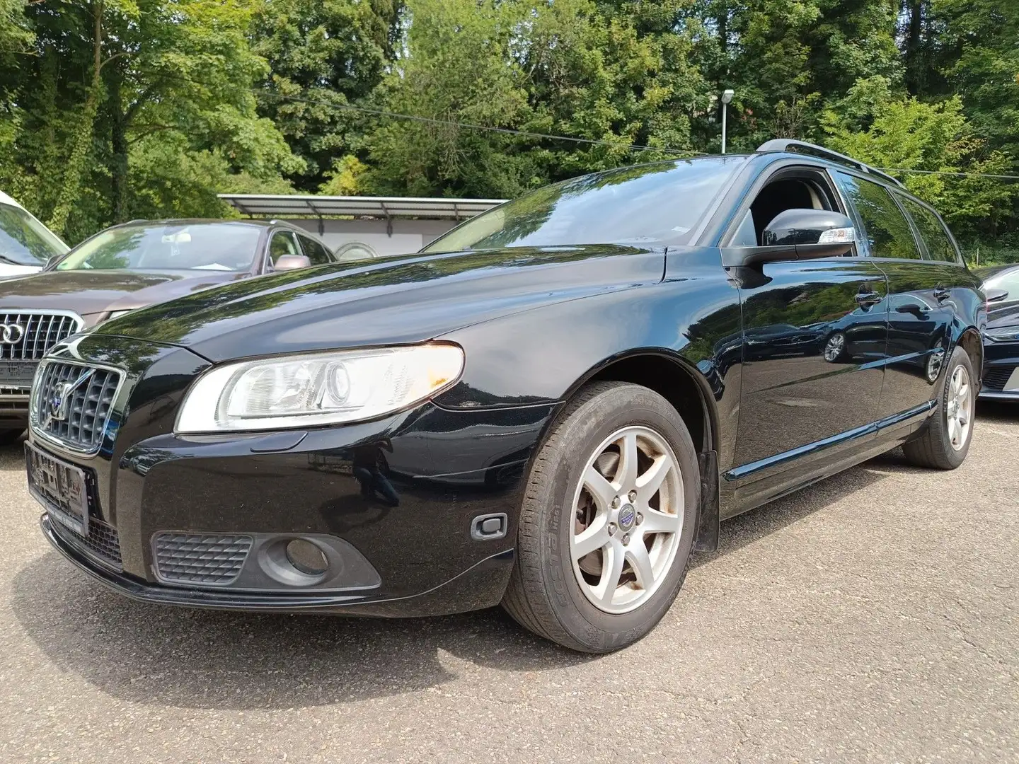 Volvo V70 Kombi Momentum Negru - 1