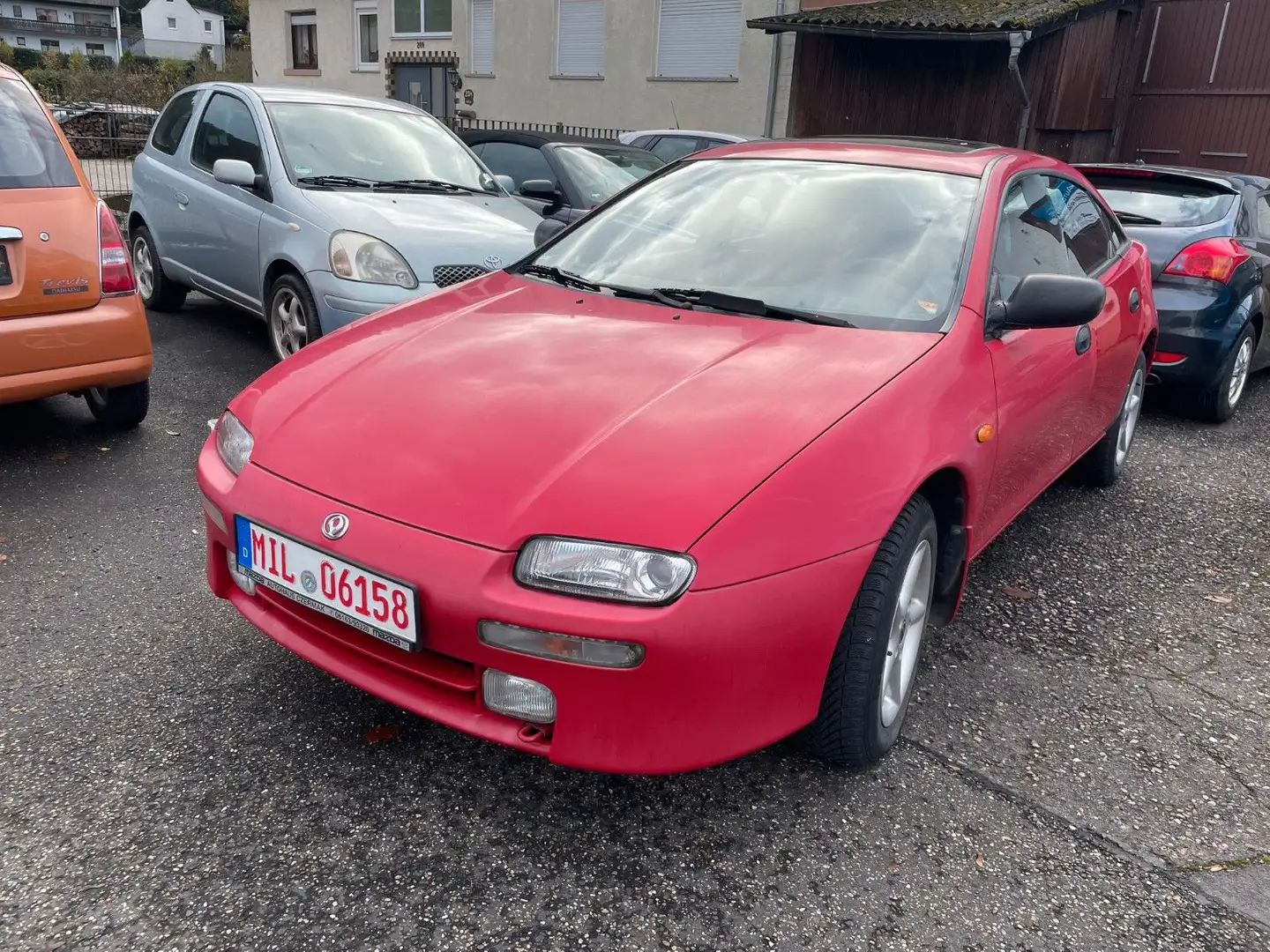 Mazda 323 F  V6   Automatik Red - 1