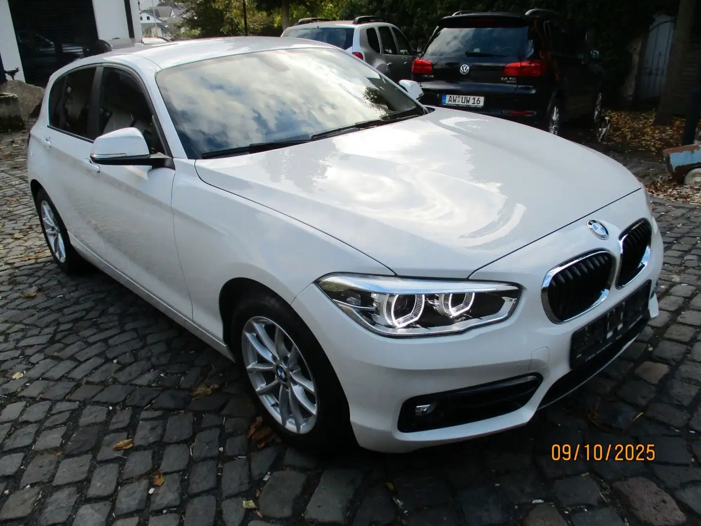 BMW 118 i 1 Lim. Sport Line  Service,Tüv Neu Weiß - 2