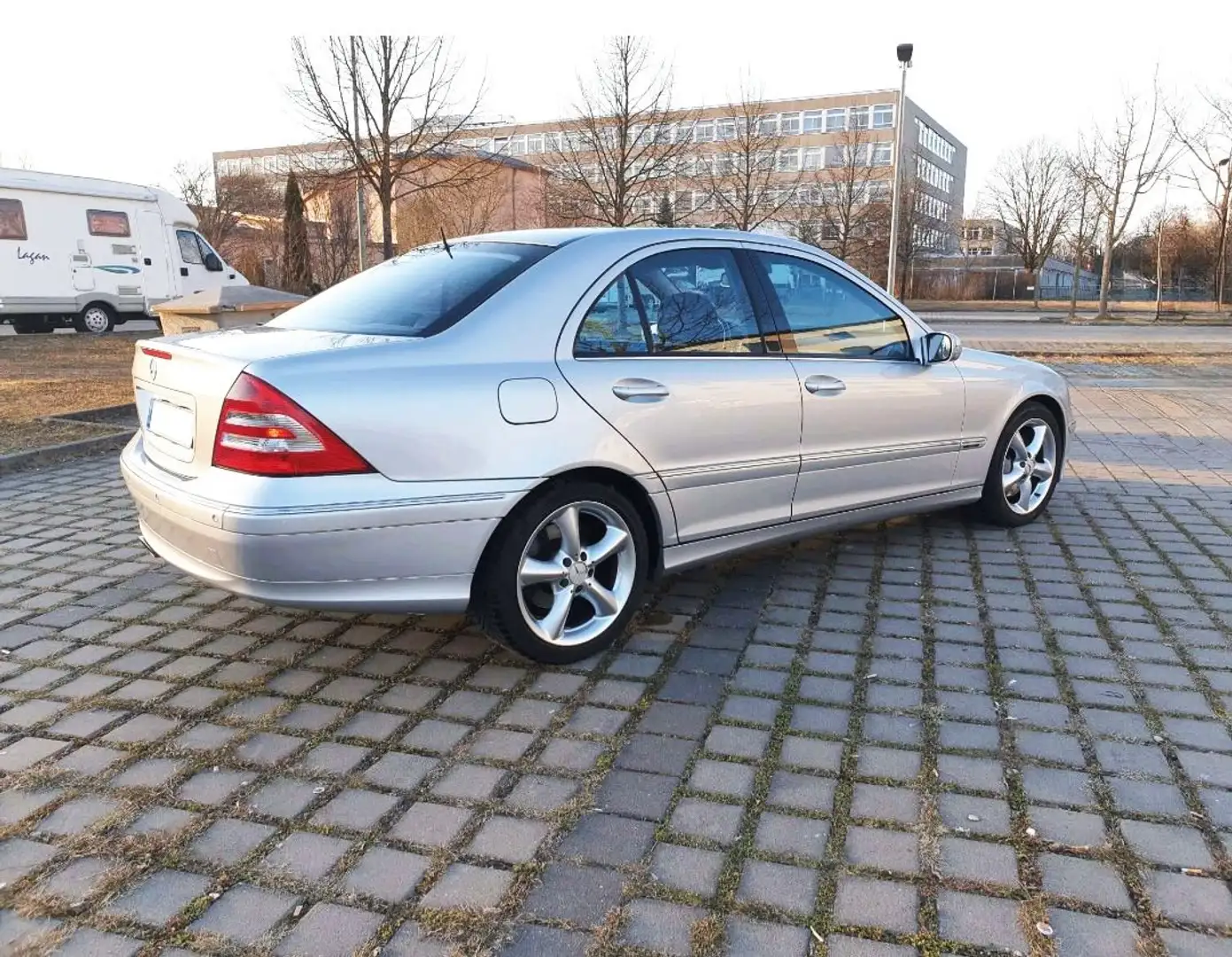 Mercedes-Benz C 280 C-Klasse Avantgarde Sport Edition Silber - 2