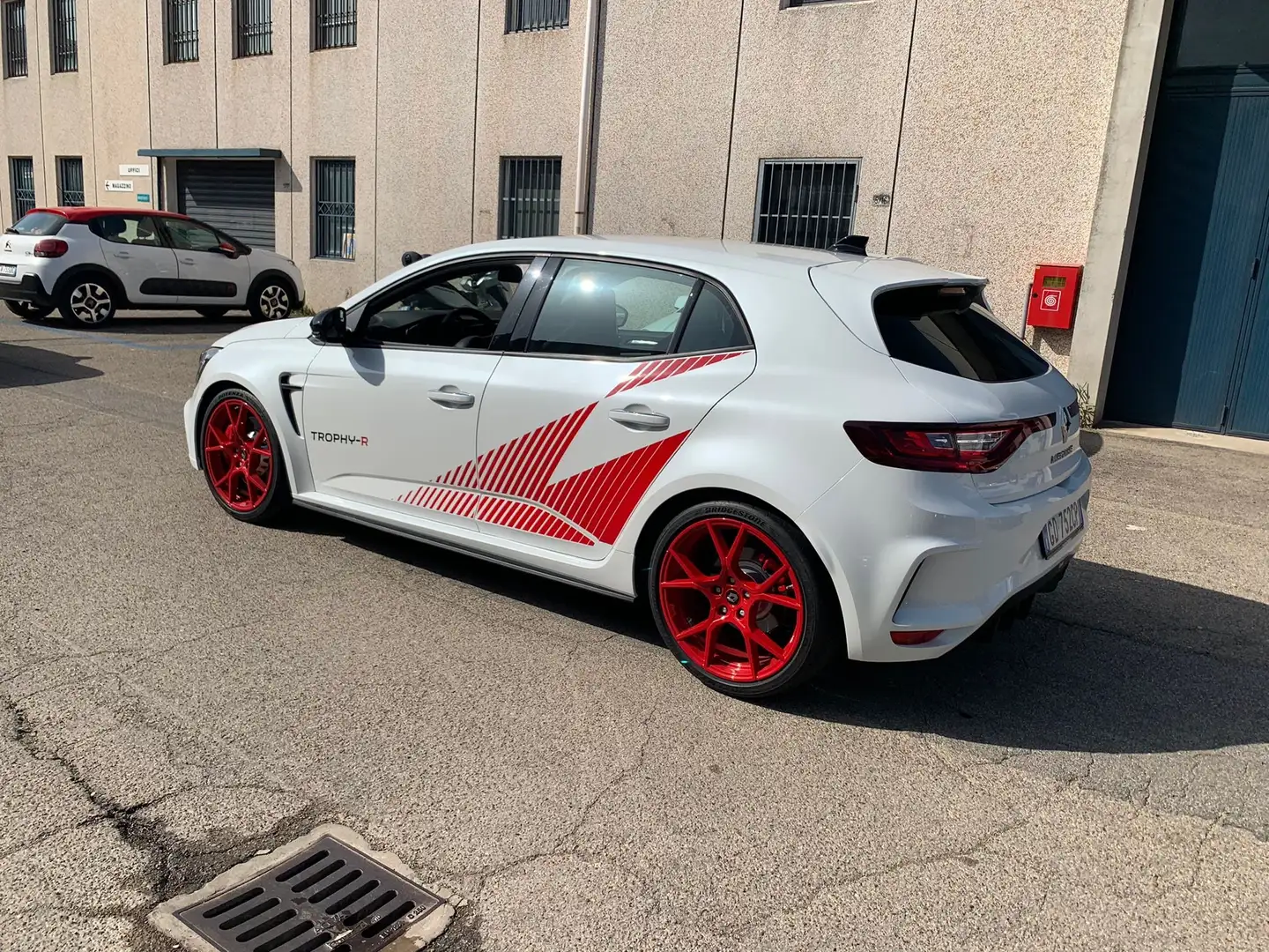 Renault Megane 1.8 tce RS Trophy R 300cv - 2