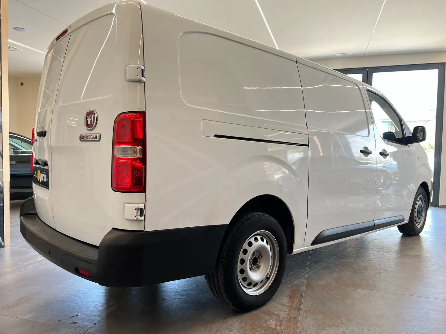 Fiat Scudo 2.0 BlueHDi 145CV Furgone Passo lungo IVA COMPRESA Bianco - 2