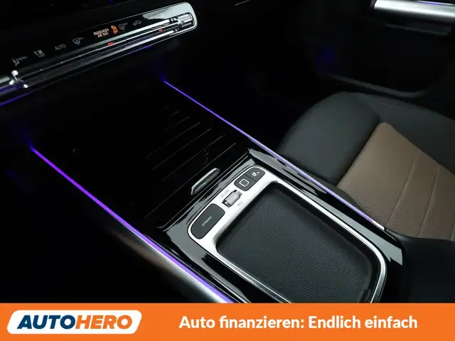 Mercedes-Benz EQA view 23