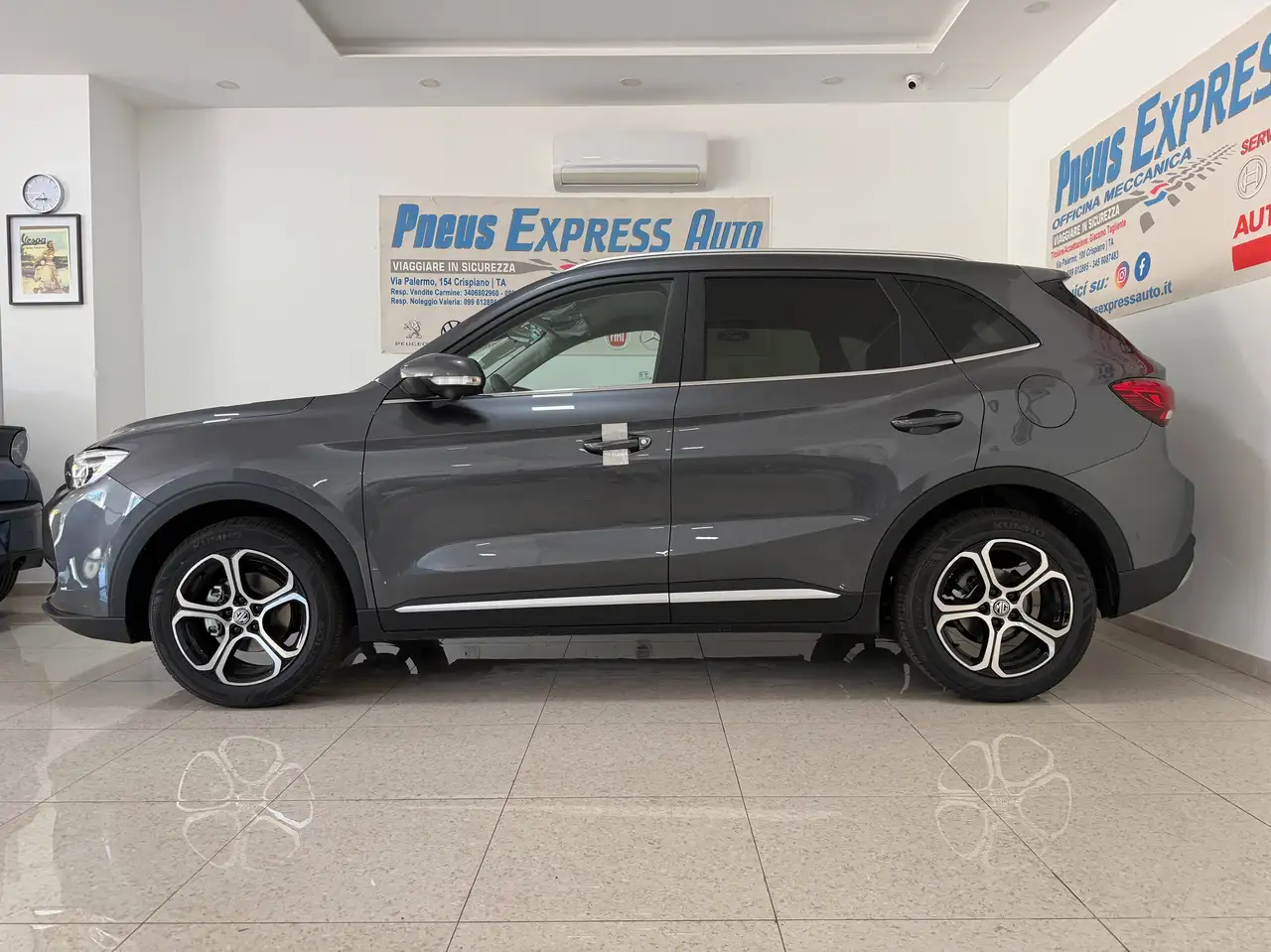 MG ZS