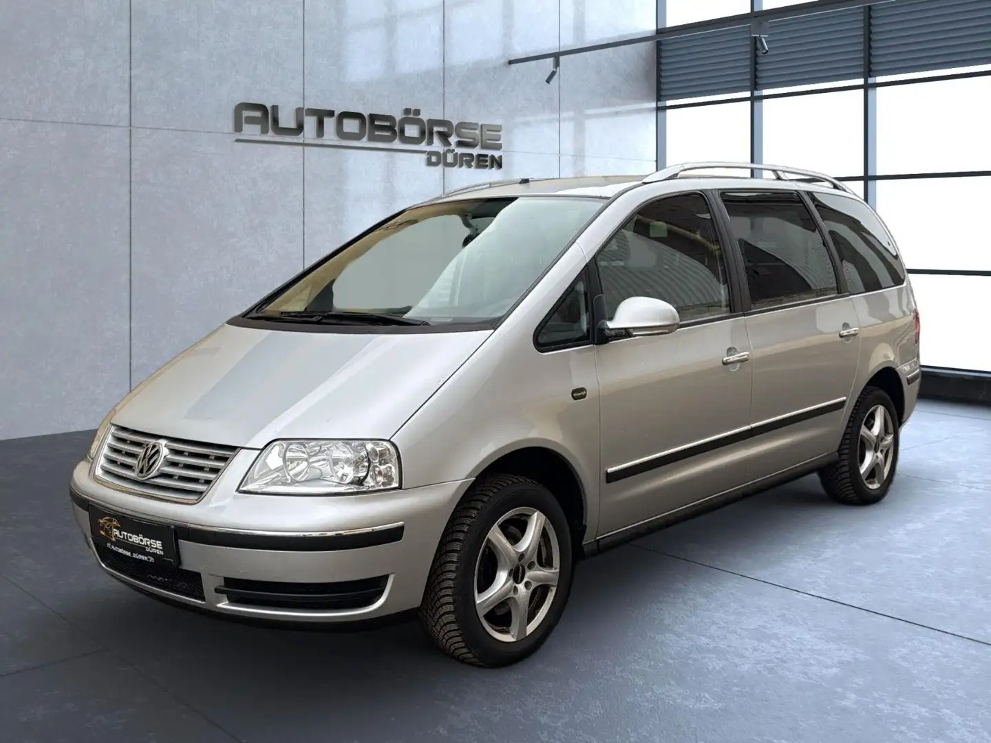Volkswagen Sharan 2.0l HU neu/Service neu/7Sitzer Silber - 1