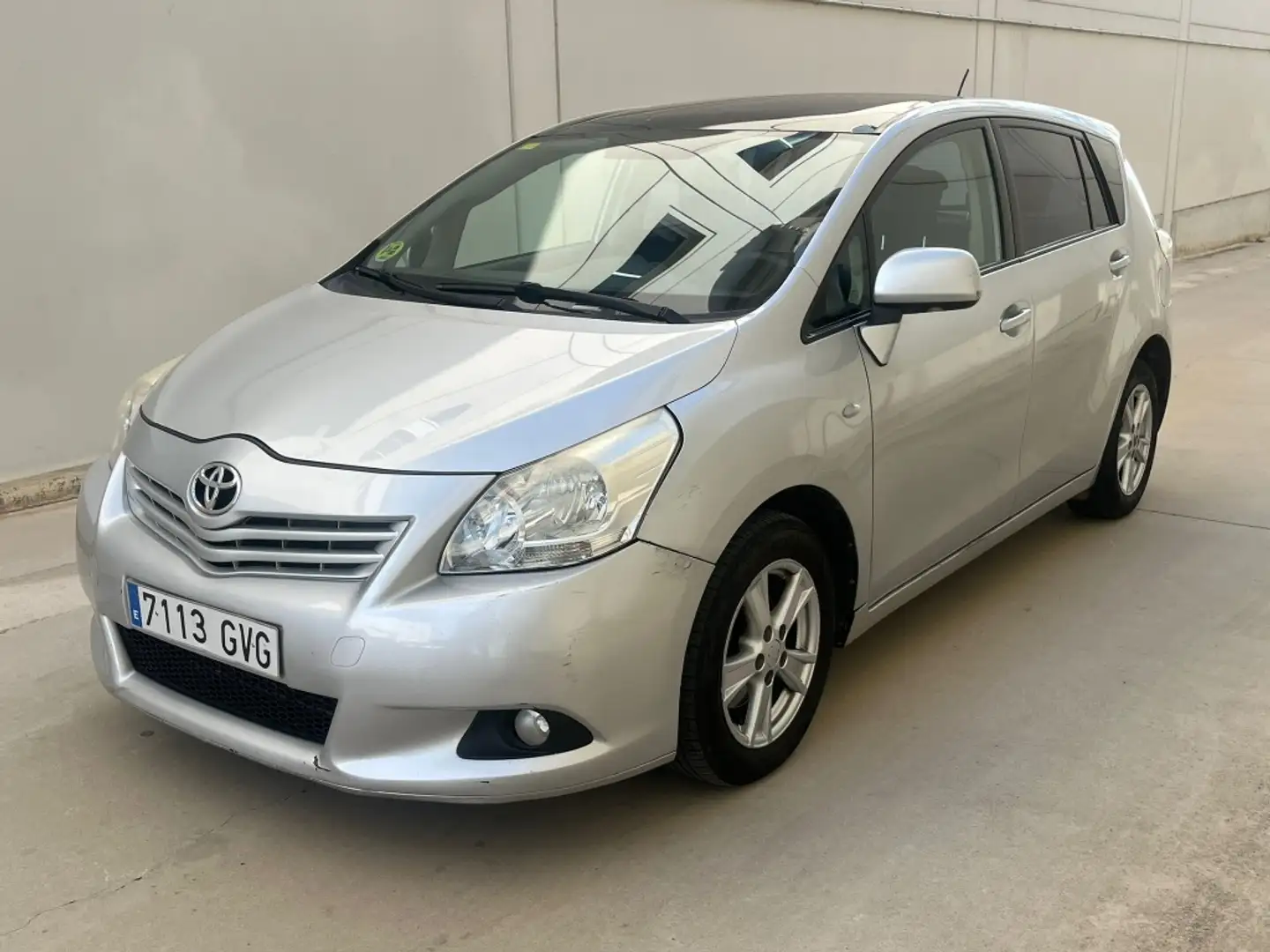 Toyota Verso 2.0D4D Active - 1