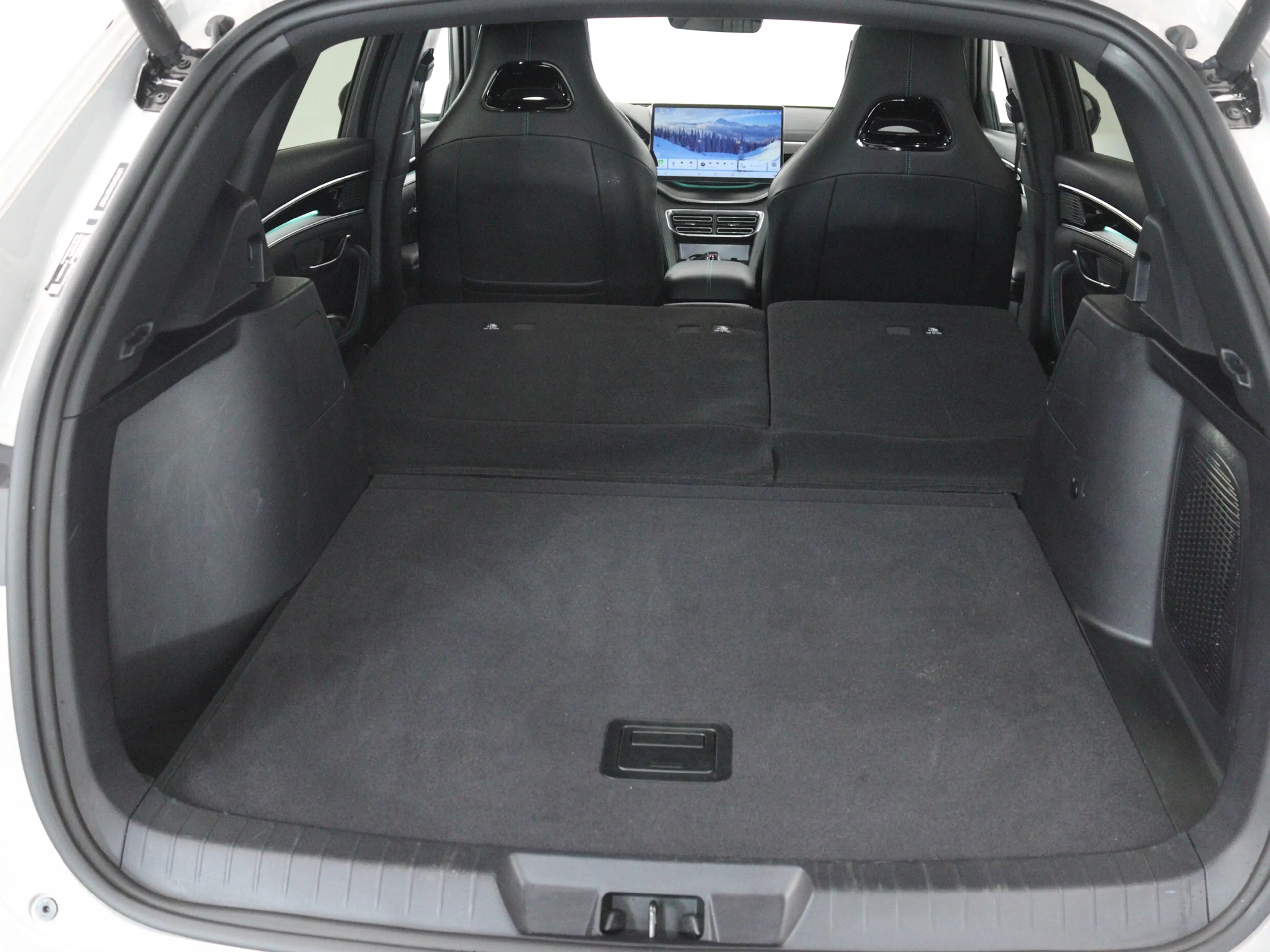 BYD Seal U 1.5 T DM-i AWD Design | Origineel NL! | NAP! | BTW — photo 11