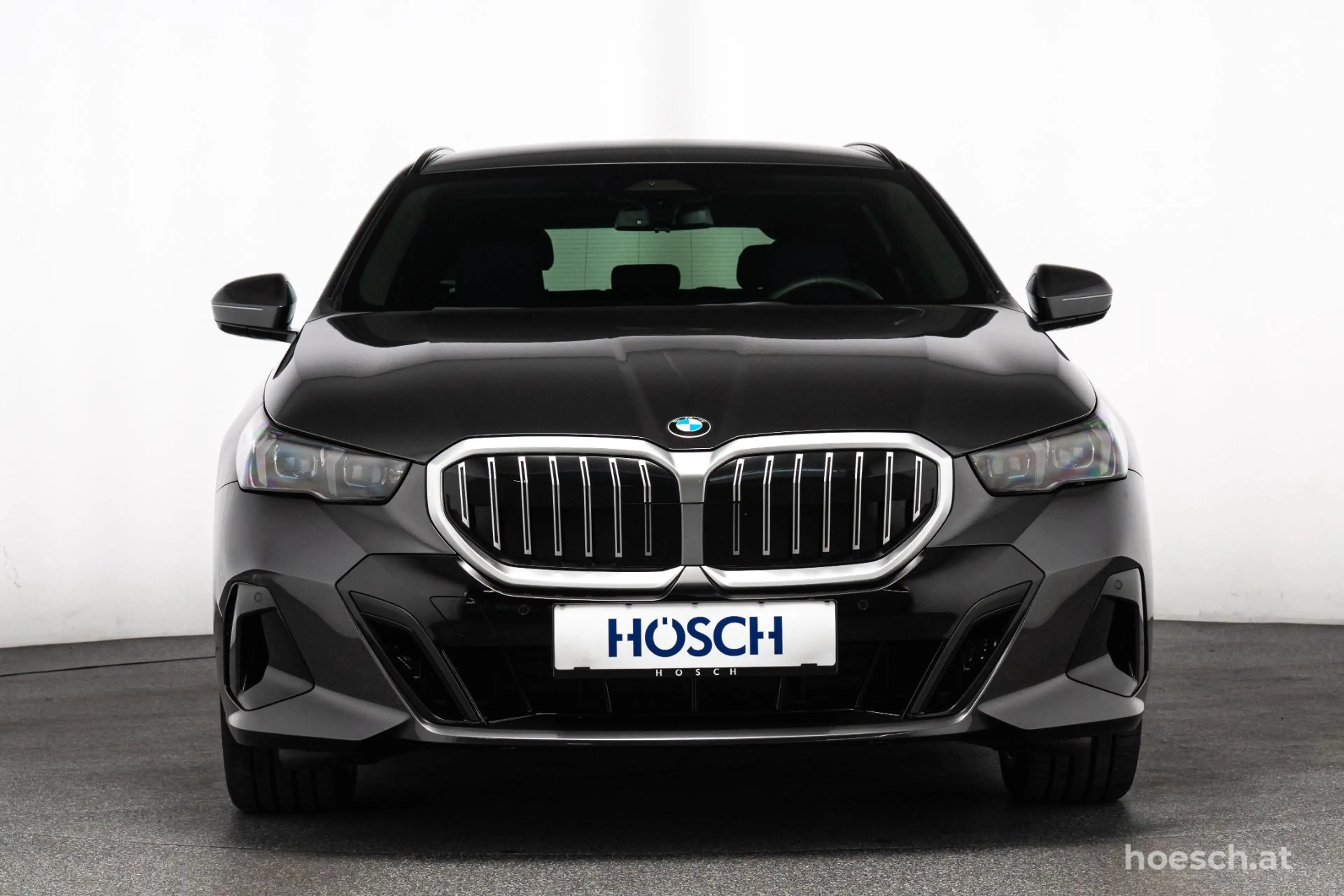 BMW 520 i Touring M Sport 20" H&K AHK ASSISTENZ AKTION — photo 2
