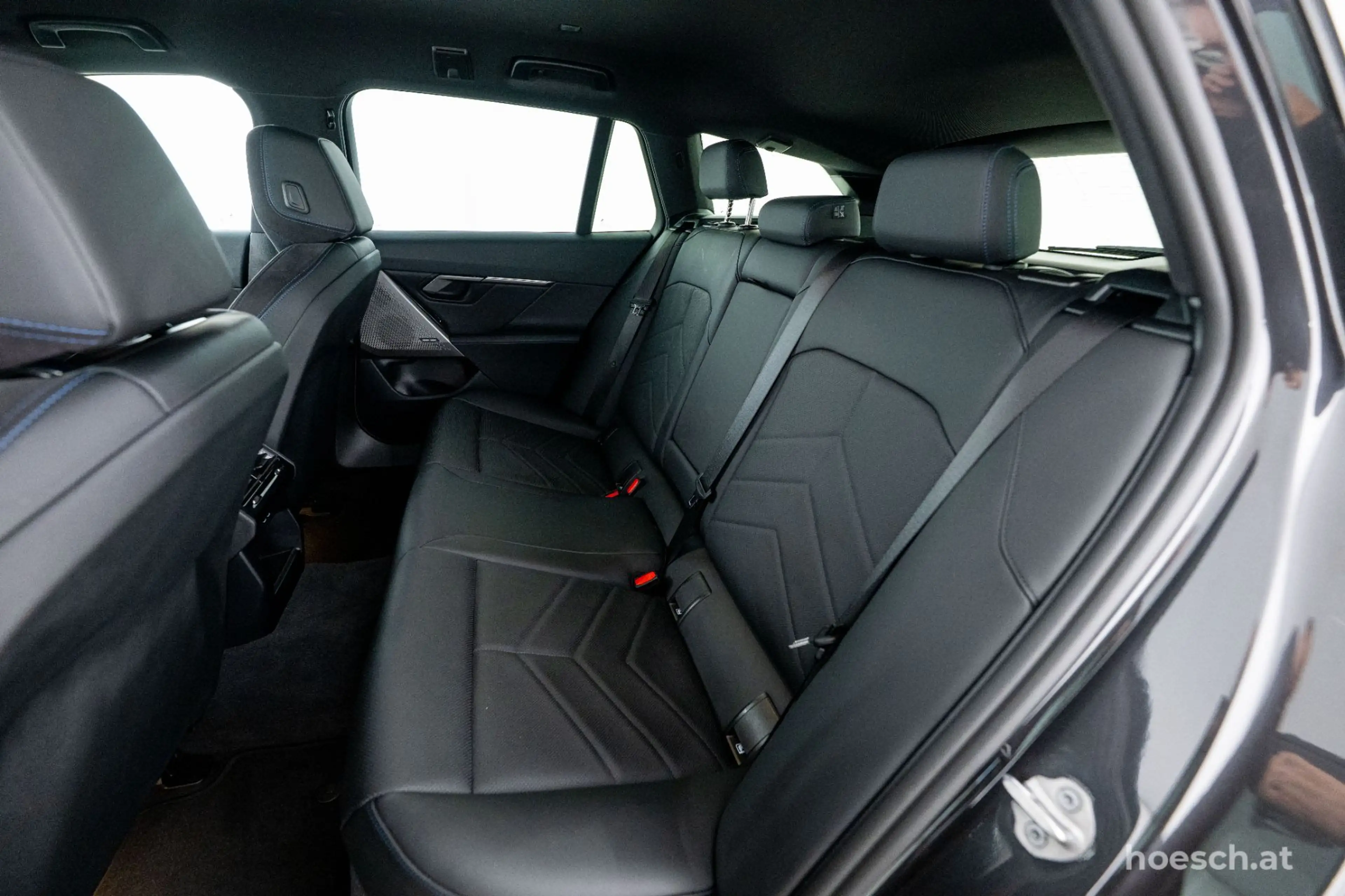 BMW 520 i Touring M Sport 20" H&K AHK ASSISTENZ AKTION — photo 7