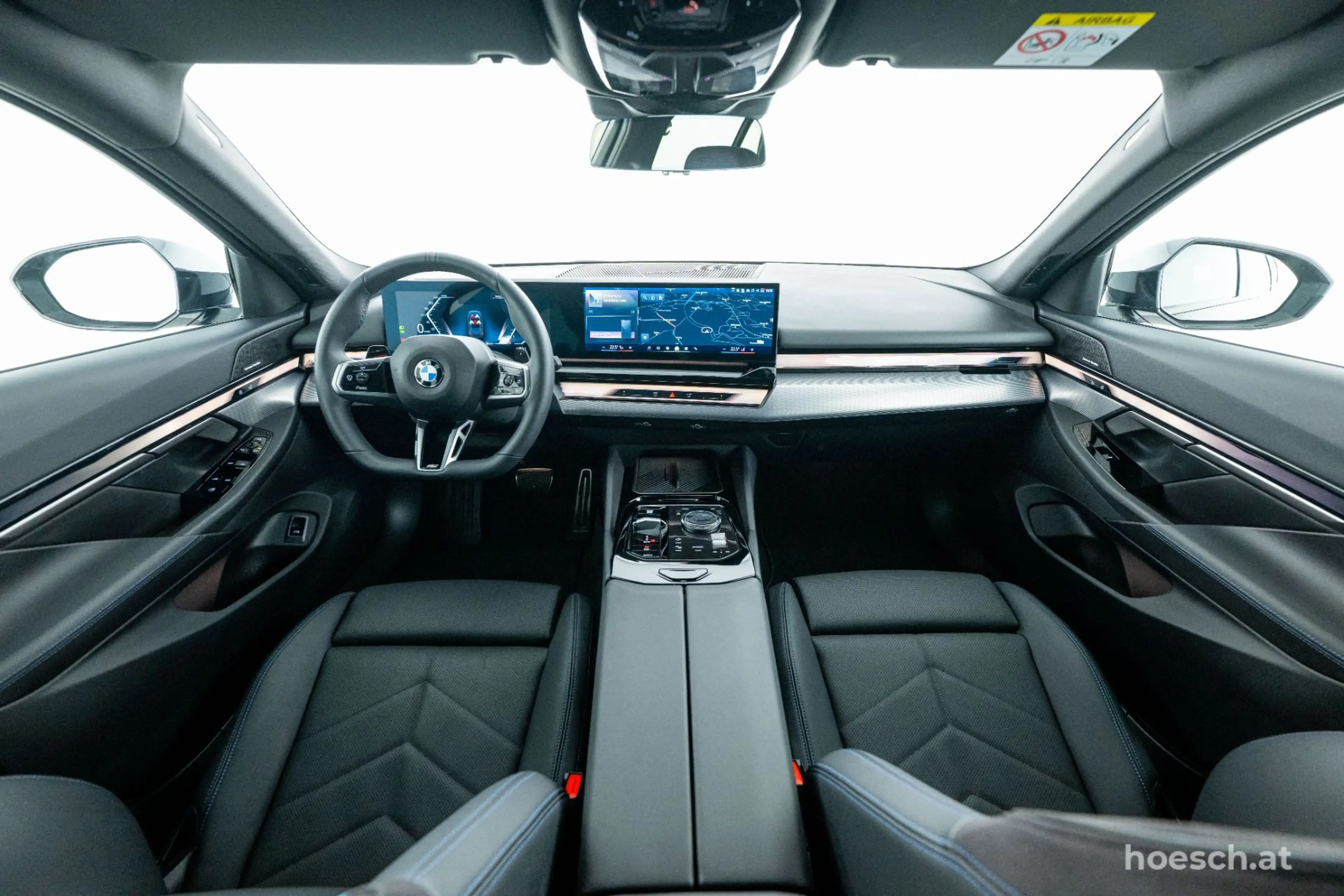 BMW 520 i Touring M Sport 20" H&K AHK ASSISTENZ AKTION — photo 5