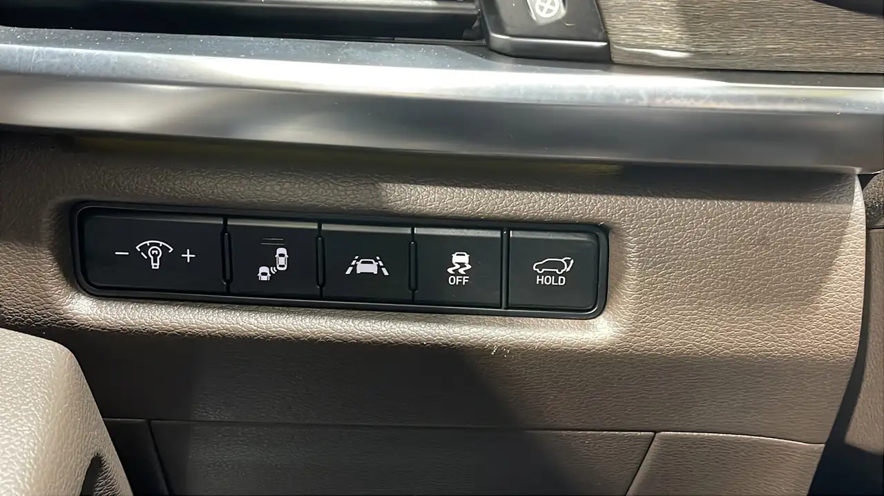 Kia Telluride снимка Kia Telluride