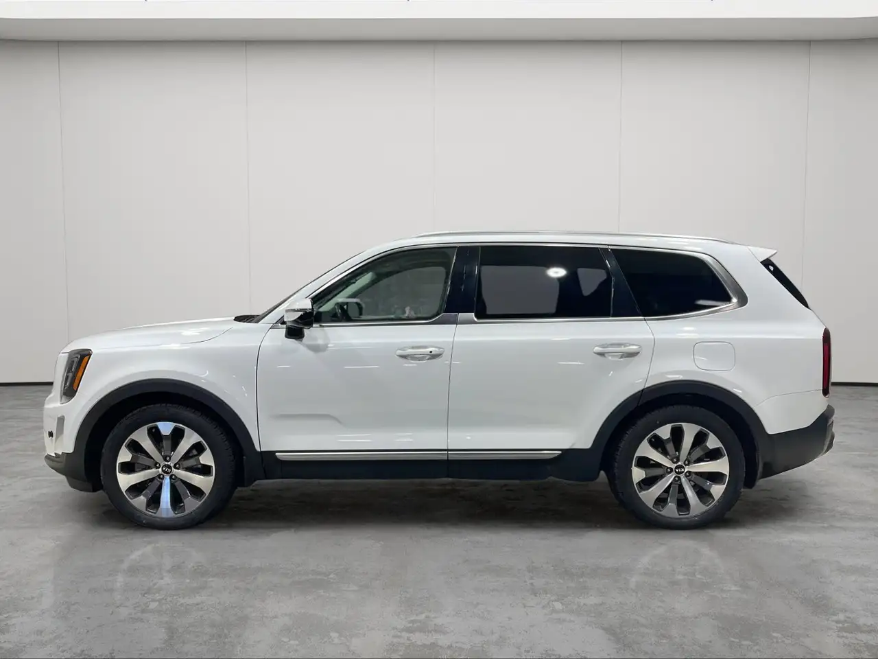 Kia Telluride снимка Kia Telluride